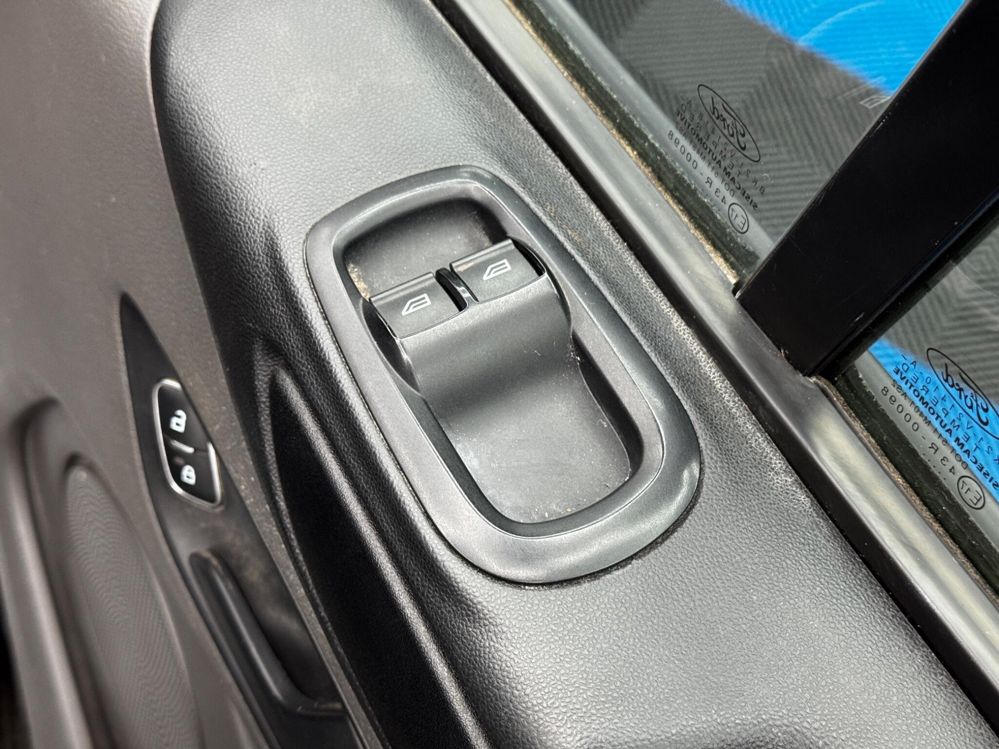 Ford Transit Custom 2.0 300 EcoBlue L2 H1 Euro 6 5dr 5dr Manual 2025