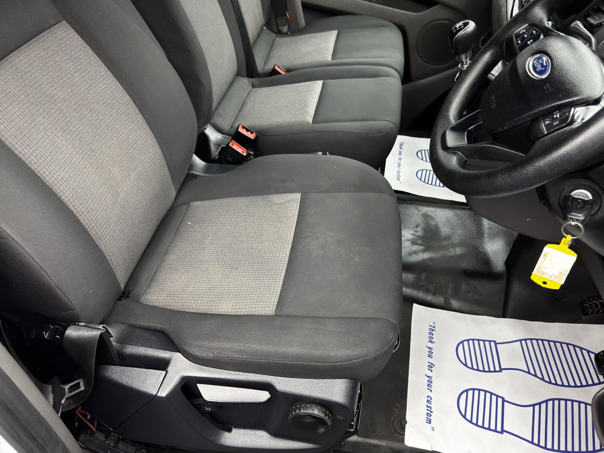 Ford Transit Custom 2.0 300 EcoBlue Leader L1 H1 Euro 6 (s/s) 5dr 5dr Manual 2025