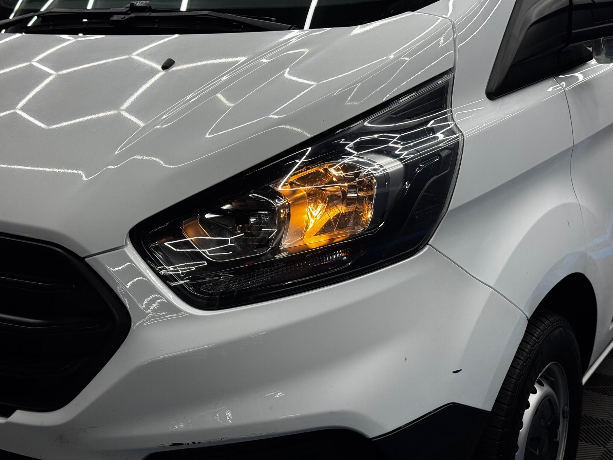 Ford Transit Custom 2.0 300 EcoBlue Leader L1 H1 Euro 6 (s/s) 5dr 5dr Manual 2025