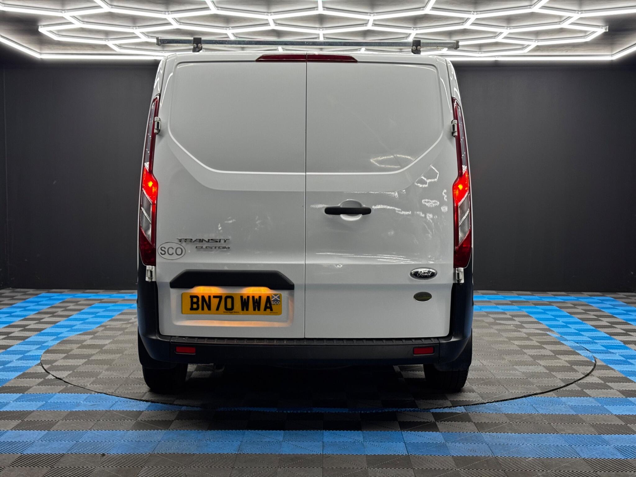 Ford Transit Custom 2.0 300 EcoBlue Leader L1 H1 Euro 6 (s/s) 5dr 5dr Manual 2025