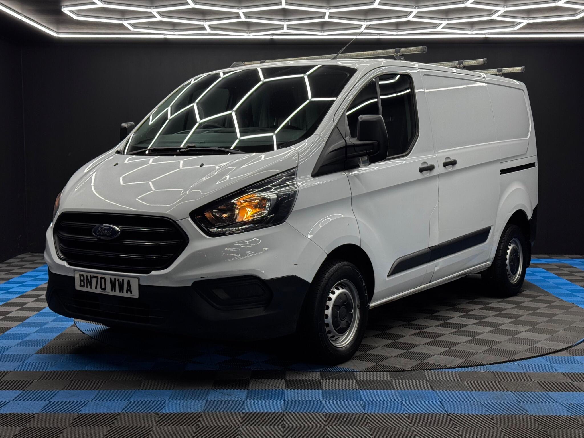 Ford Transit Custom 2.0 300 EcoBlue Leader L1 H1 Euro 6 (s/s) 5dr 5dr Manual 2025