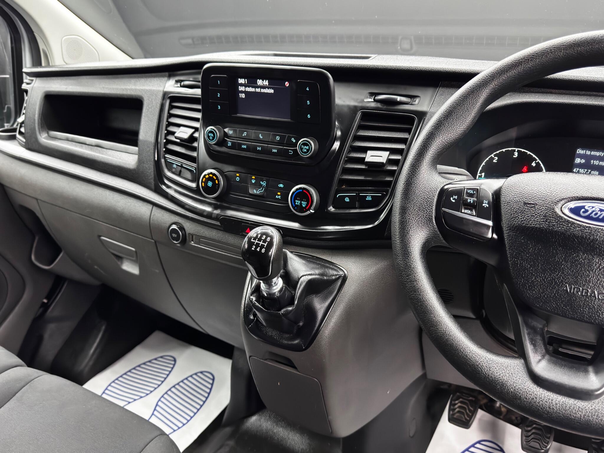 Ford Transit Custom 2.0 300 EcoBlue Leader L1 H1 Euro 6 (s/s) 5dr 5dr Manual 2025