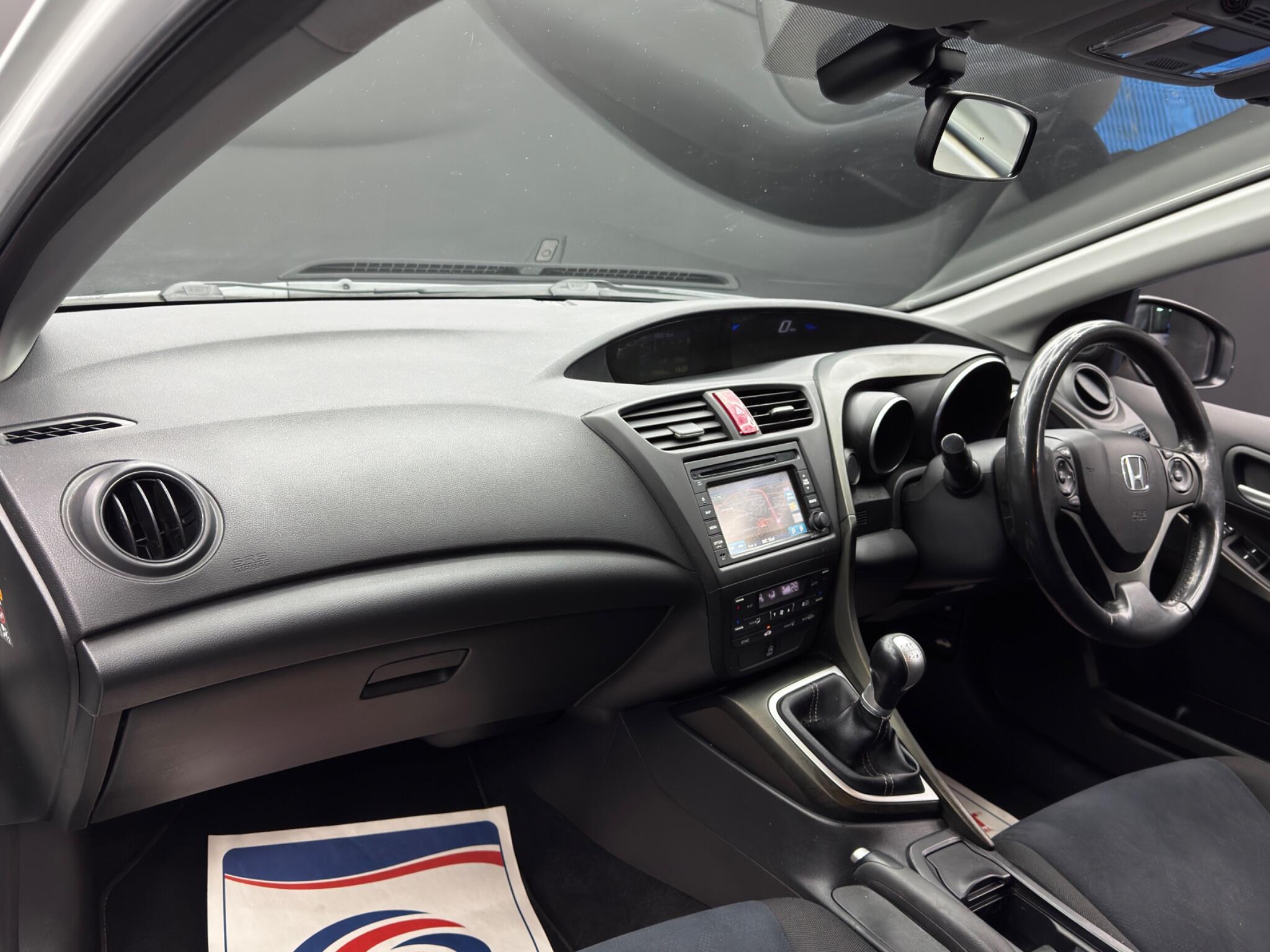 Honda Civic 1.8 i-VTEC ES-T Euro 5 (s/s) 5dr 5dr Manual 2026