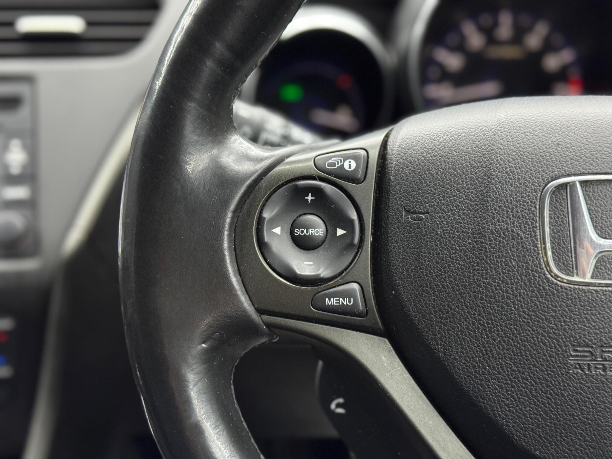 Honda Civic 1.8 i-VTEC ES-T Euro 5 (s/s) 5dr 5dr Manual 2026