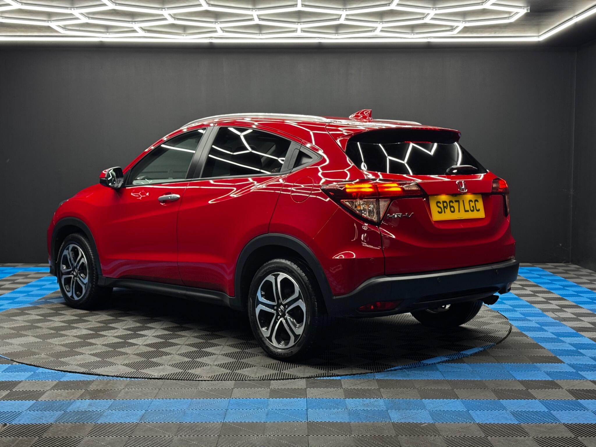 Honda HR-V 1.5 i-VTEC EX Euro 6 (s/s) 5dr 5dr Manual 2025