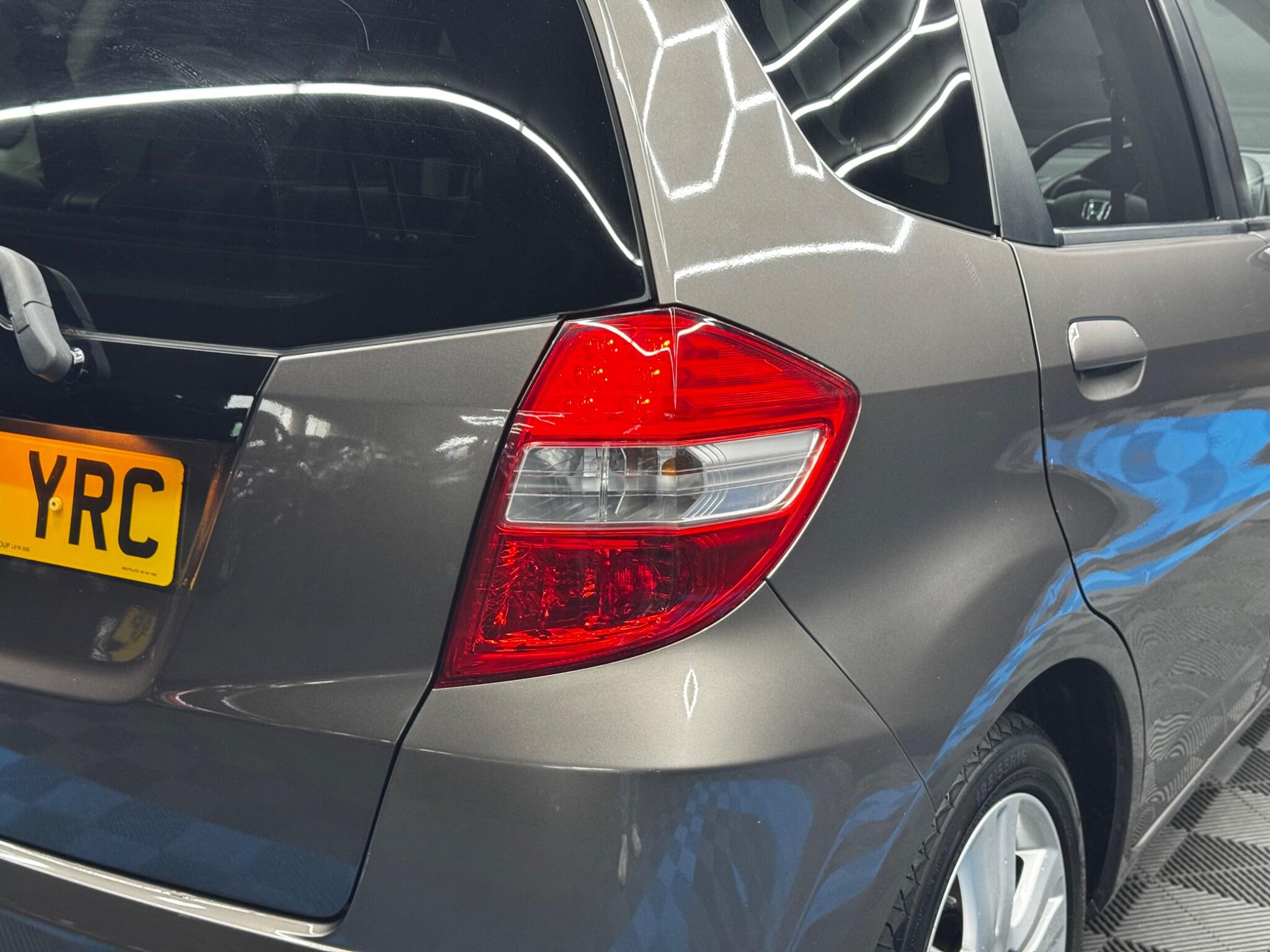 Honda Jazz 1.4 i-VTEC EX Euro 5 5dr 5dr Manual 2025