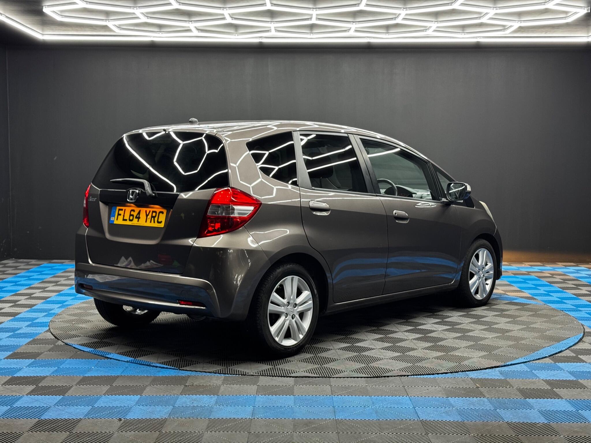 Honda Jazz 1.4 i-VTEC EX Euro 5 5dr 5dr Manual 2025