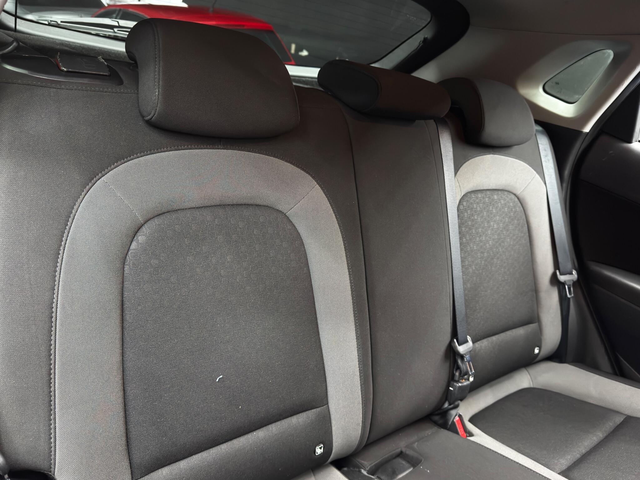 Hyundai Kona 1.0 T-GDi Premium Euro 6 (s/s) 5dr 5dr Manual 2026