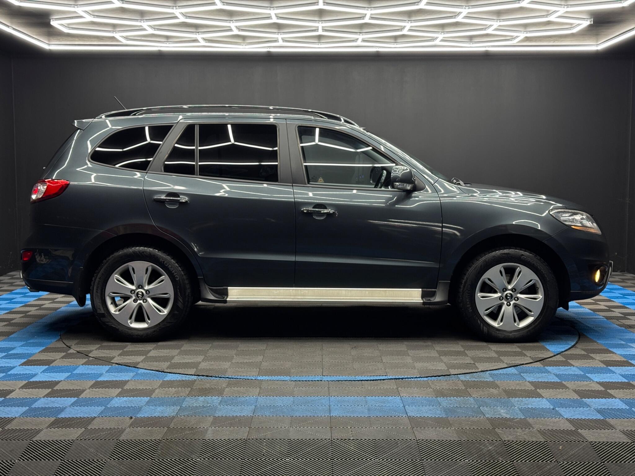 Hyundai Santa Fe 2.2 CRDi Premium Auto 4WD Euro 5 5dr (5 seat) 5dr Automatic 2026