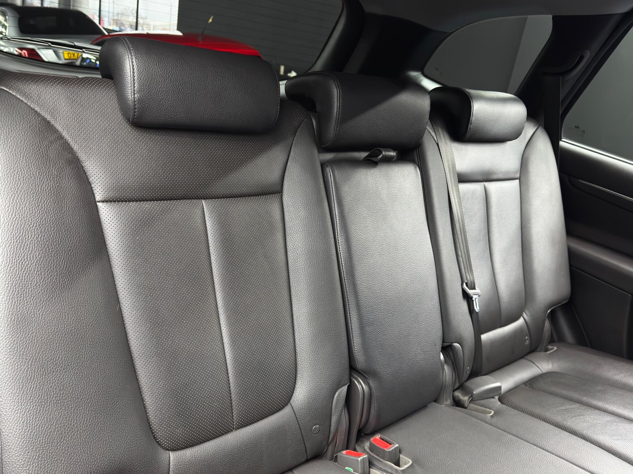 Hyundai Santa Fe 2.2 CRDi Premium Auto 4WD Euro 5 5dr (5 seat) 5dr Automatic 2026