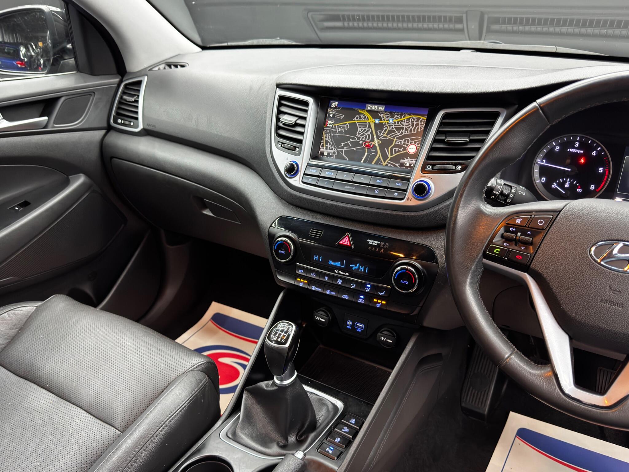Hyundai Tucson 1.7 CRDi Blue Drive Premium Euro 6 (s/s) 5dr 5dr Manual 2025