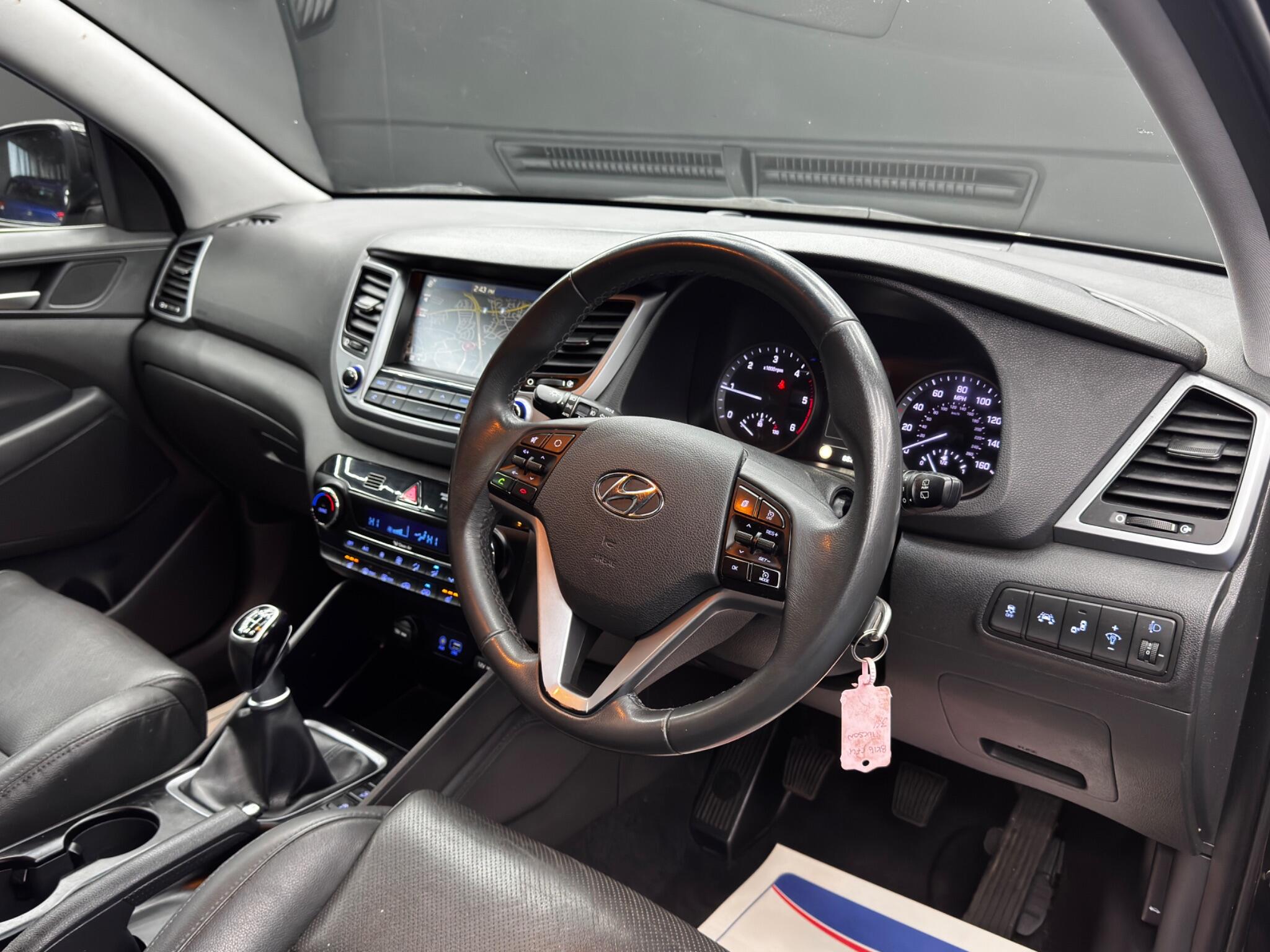 Hyundai Tucson 1.7 CRDi Blue Drive Premium Euro 6 (s/s) 5dr 5dr Manual 2025