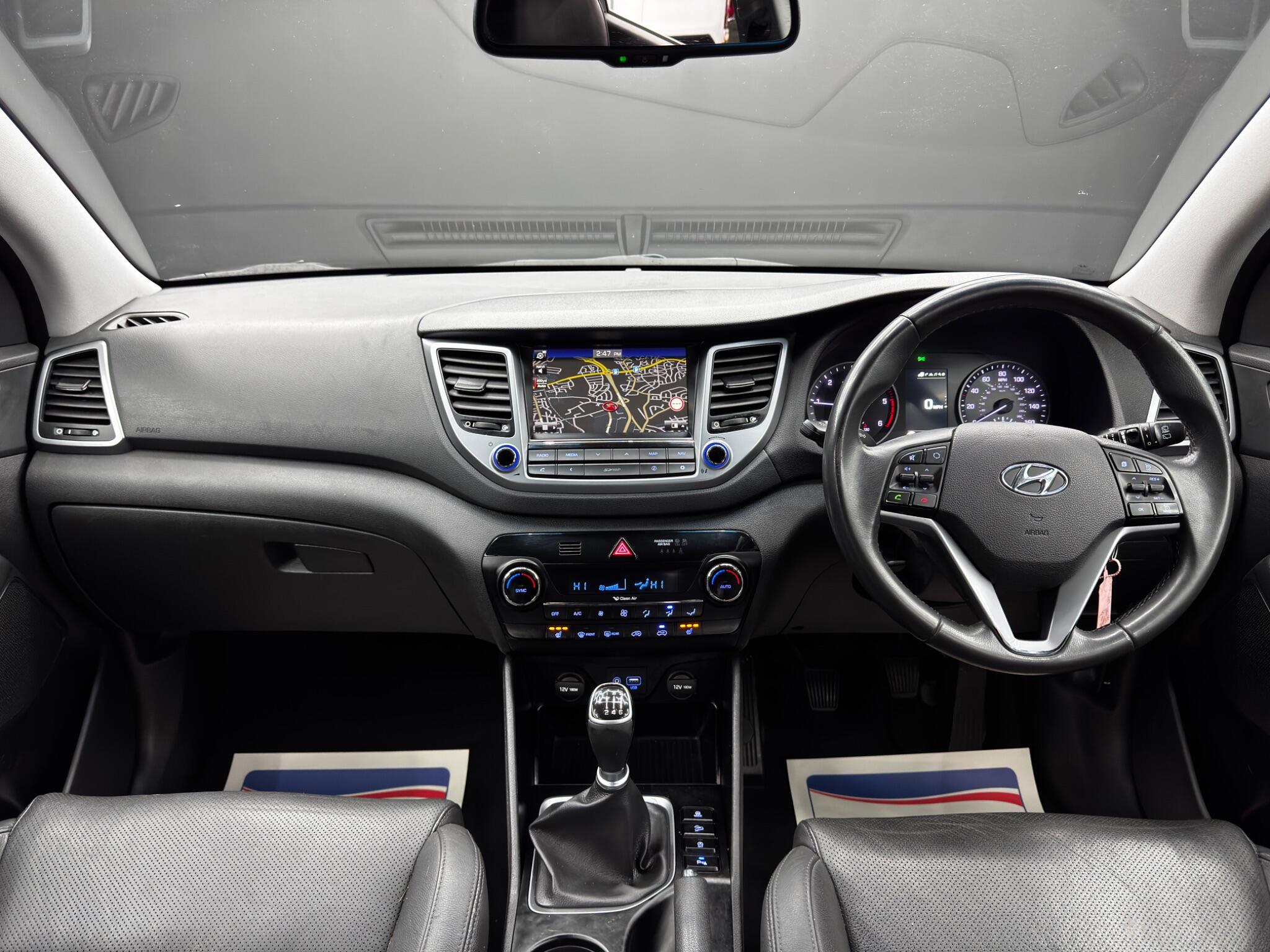 Hyundai Tucson 1.7 CRDi Blue Drive Premium Euro 6 (s/s) 5dr 5dr Manual 2025