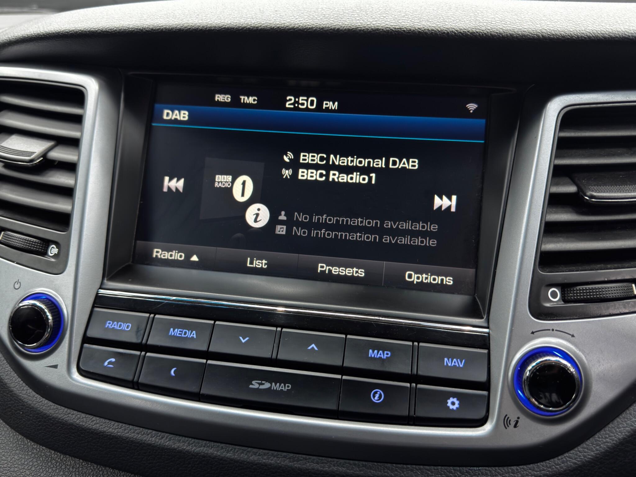 Hyundai Tucson 1.7 CRDi Blue Drive Premium Euro 6 (s/s) 5dr 5dr Manual 2025