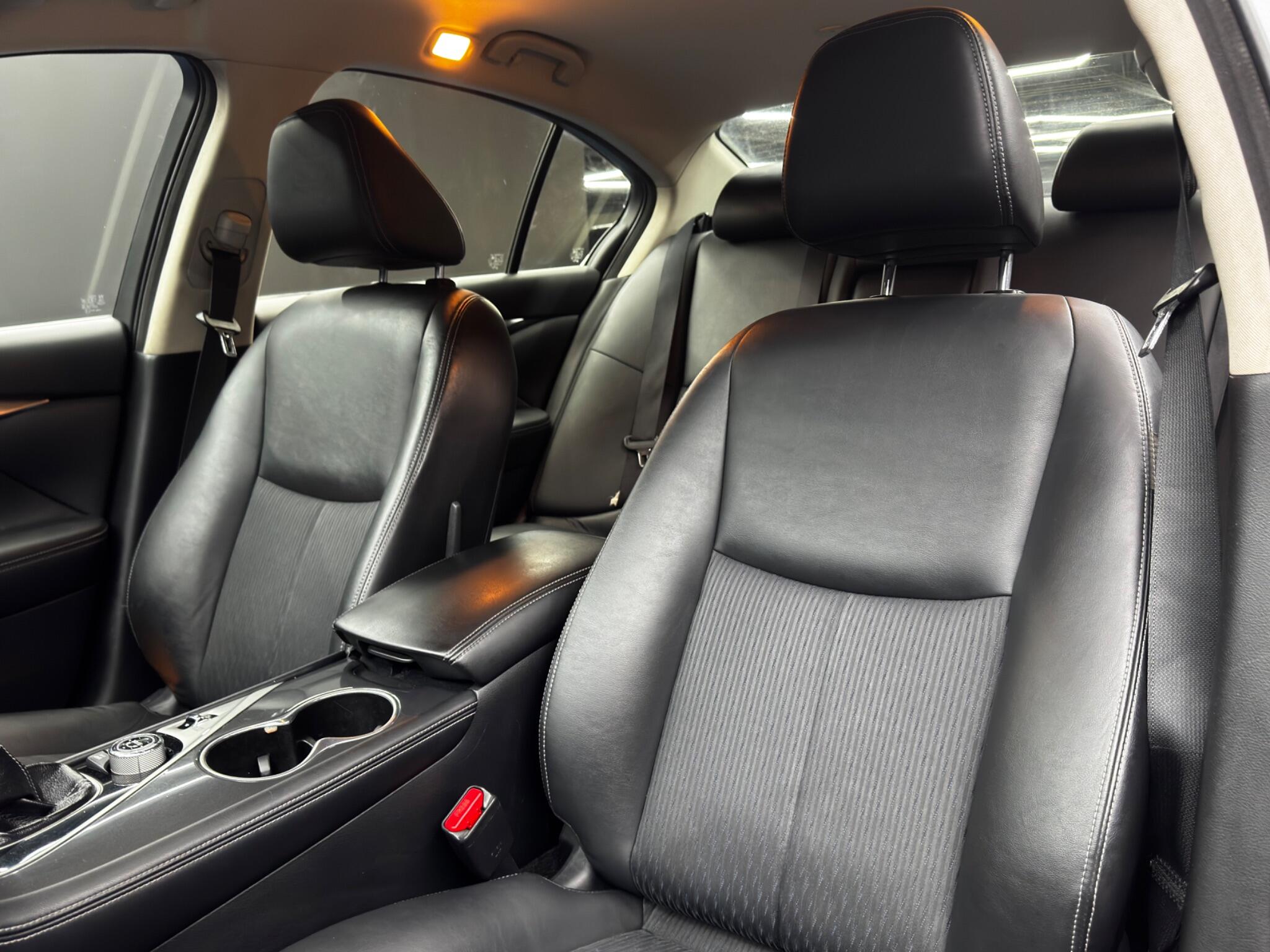 Infiniti Q50 2.2d Executive Auto Euro 6 (s/s) 4dr 4dr Automatic 2025