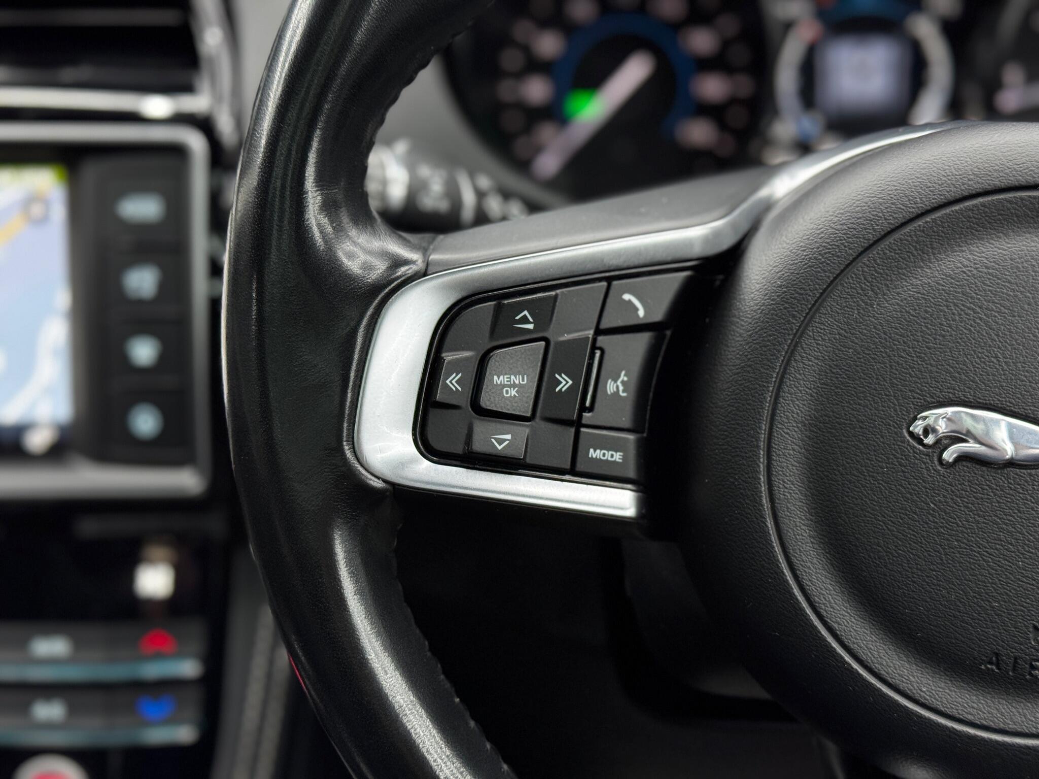 Jaguar F-PACE 2.0 D180 R-Sport AWD Euro 6 (s/s) 5dr 5dr Manual 2025