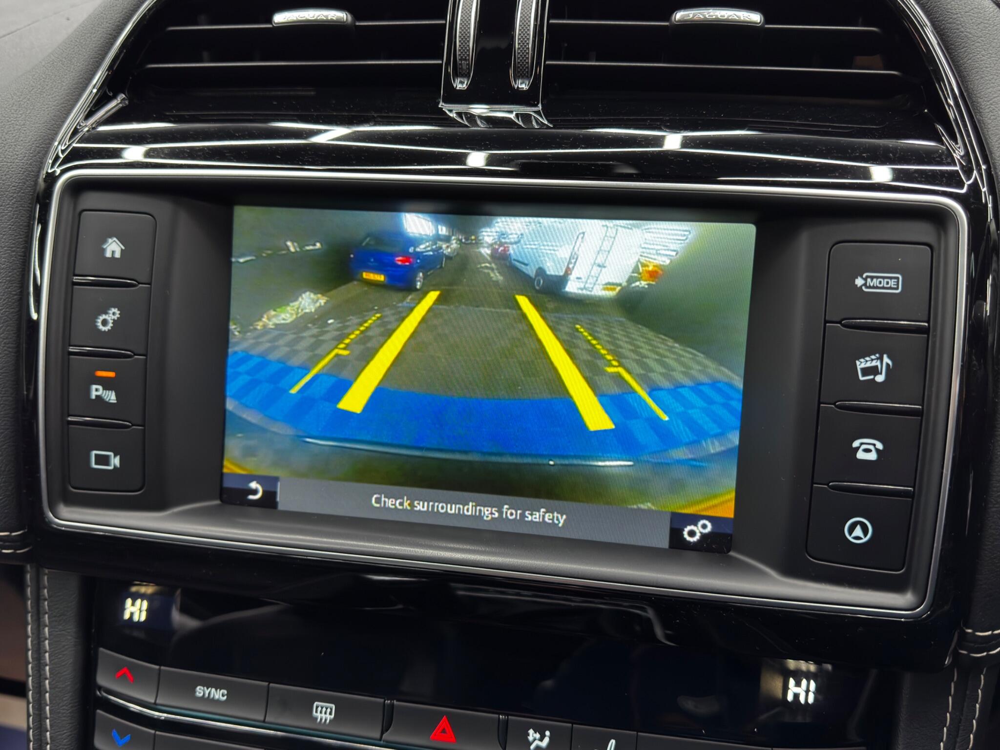 Jaguar F-PACE 2.0 D180 R-Sport AWD Euro 6 (s/s) 5dr 5dr Manual 2025