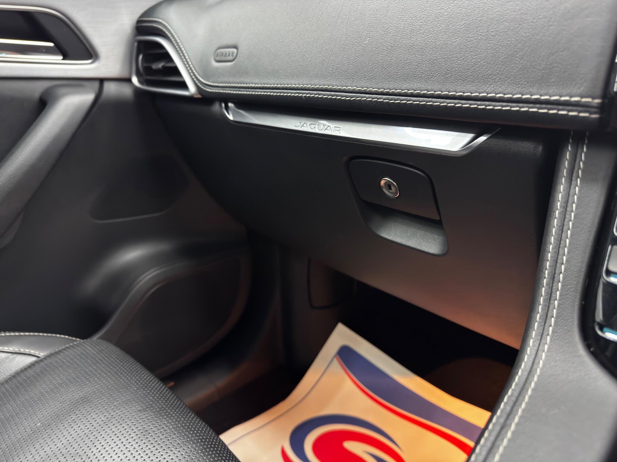 Jaguar F-PACE 2.0 D180 R-Sport AWD Euro 6 (s/s) 5dr 5dr Manual 2025