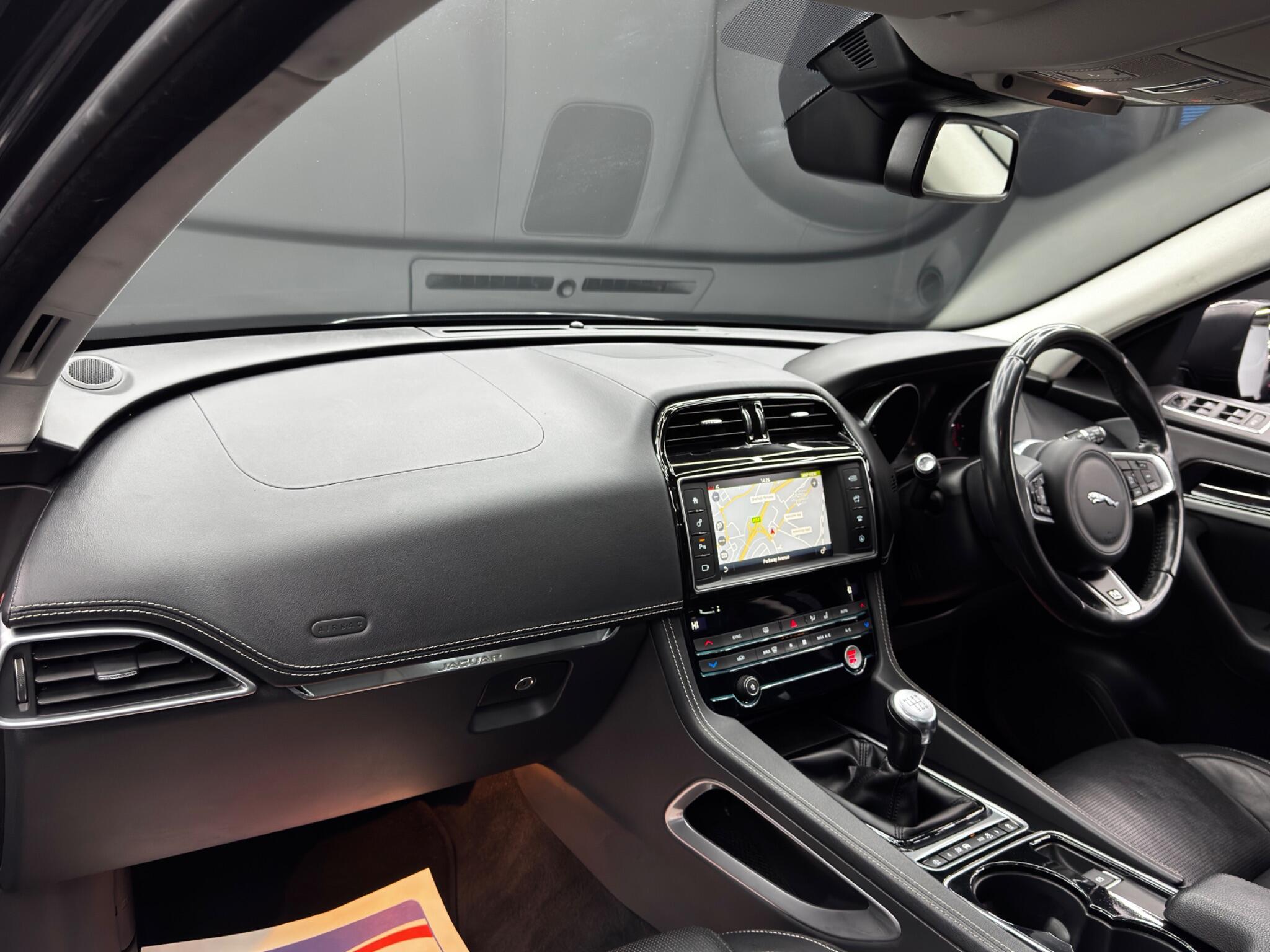 Jaguar F-PACE 2.0 D180 R-Sport AWD Euro 6 (s/s) 5dr 5dr Manual 2025