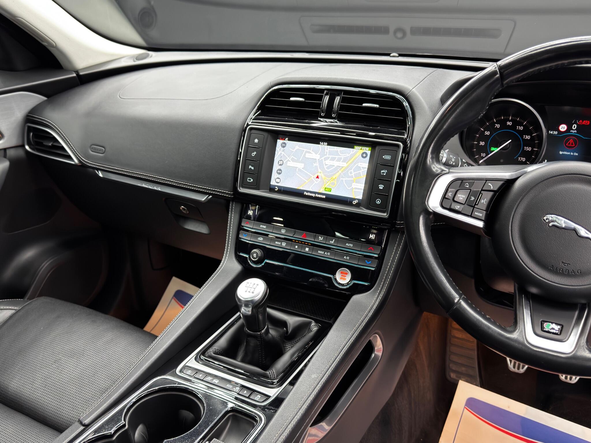 Jaguar F-PACE 2.0 D180 R-Sport AWD Euro 6 (s/s) 5dr 5dr Manual 2025