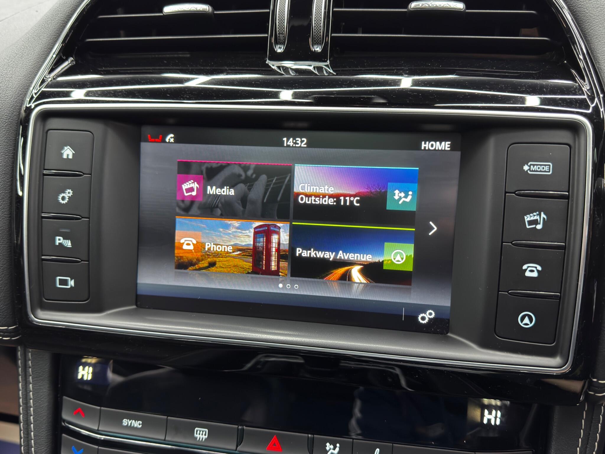 Jaguar F-PACE 2.0 D180 R-Sport AWD Euro 6 (s/s) 5dr 5dr Manual 2025