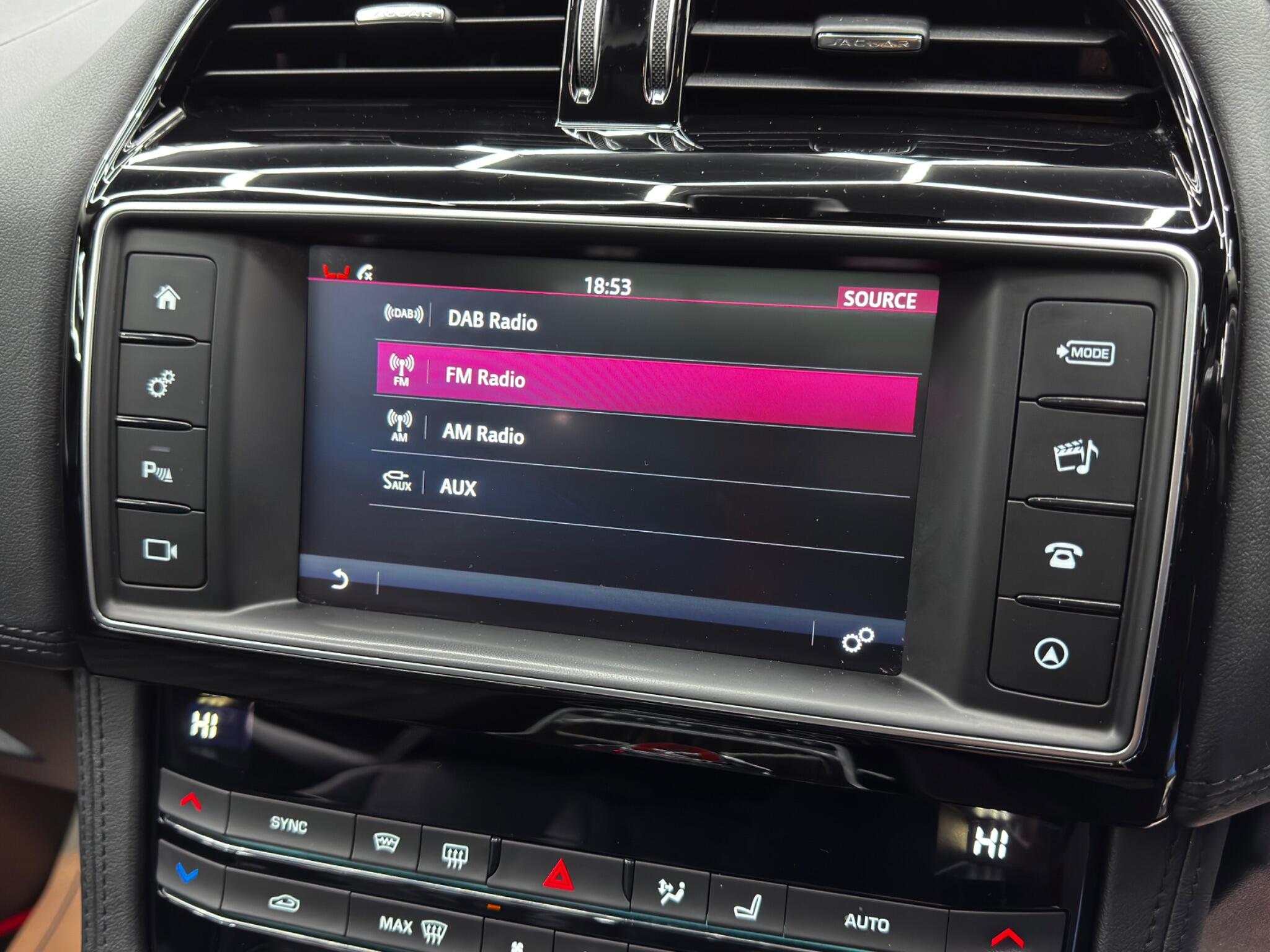 Jaguar F-PACE 2.0 D240 Prestige Auto AWD Euro 6 (s/s) 5dr 5dr Automatic 2025