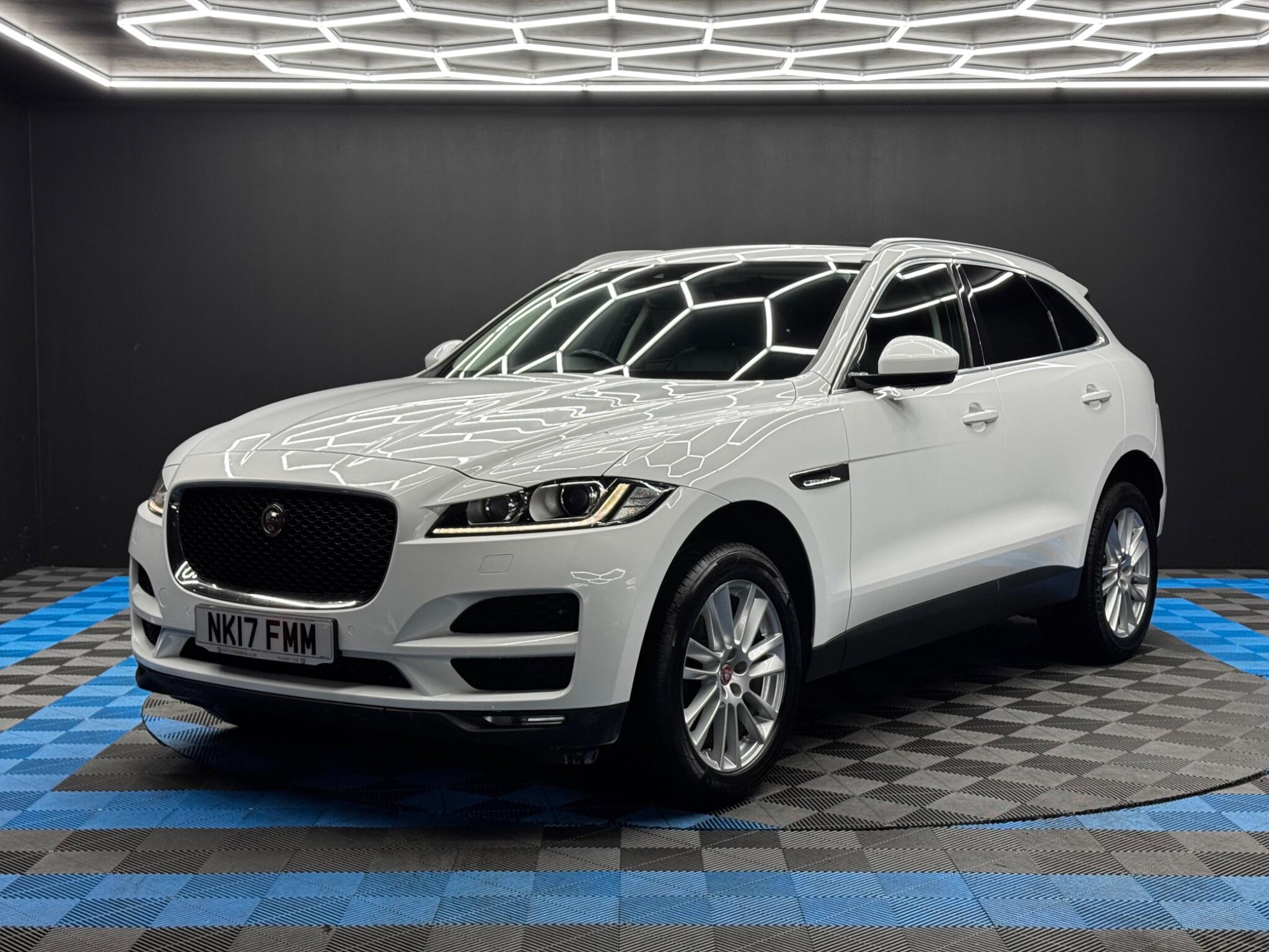 Jaguar F-PACE 2.0 D240 Prestige Auto AWD Euro 6 (s/s) 5dr 5dr Automatic 2025