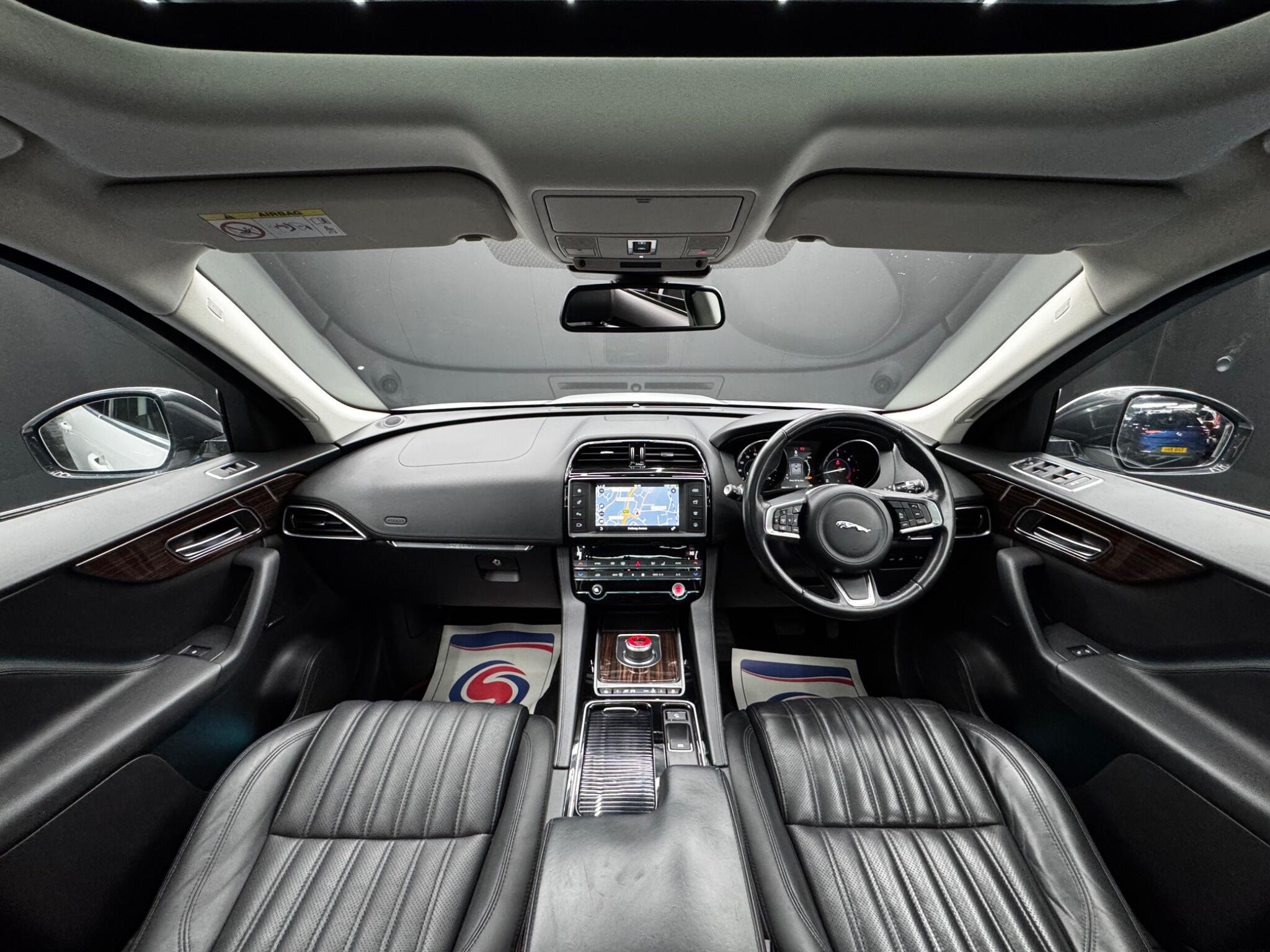 Jaguar F-PACE 2.0 D240 Prestige Auto AWD Euro 6 (s/s) 5dr 5dr Automatic 2025