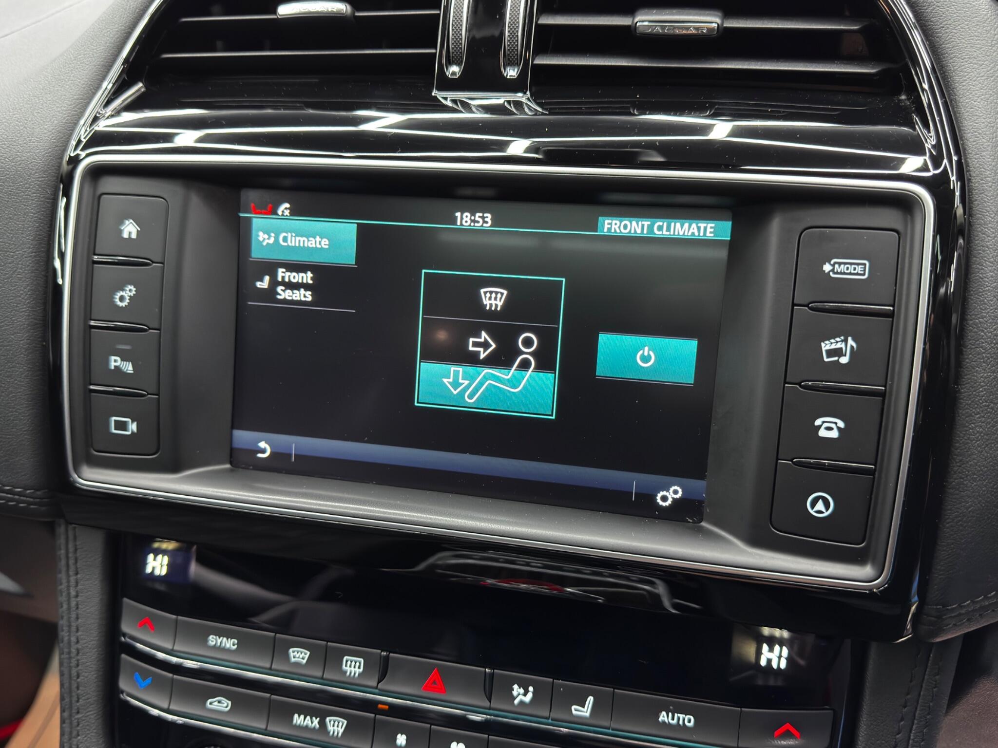 Jaguar F-PACE 2.0 D240 Prestige Auto AWD Euro 6 (s/s) 5dr 5dr Automatic 2025