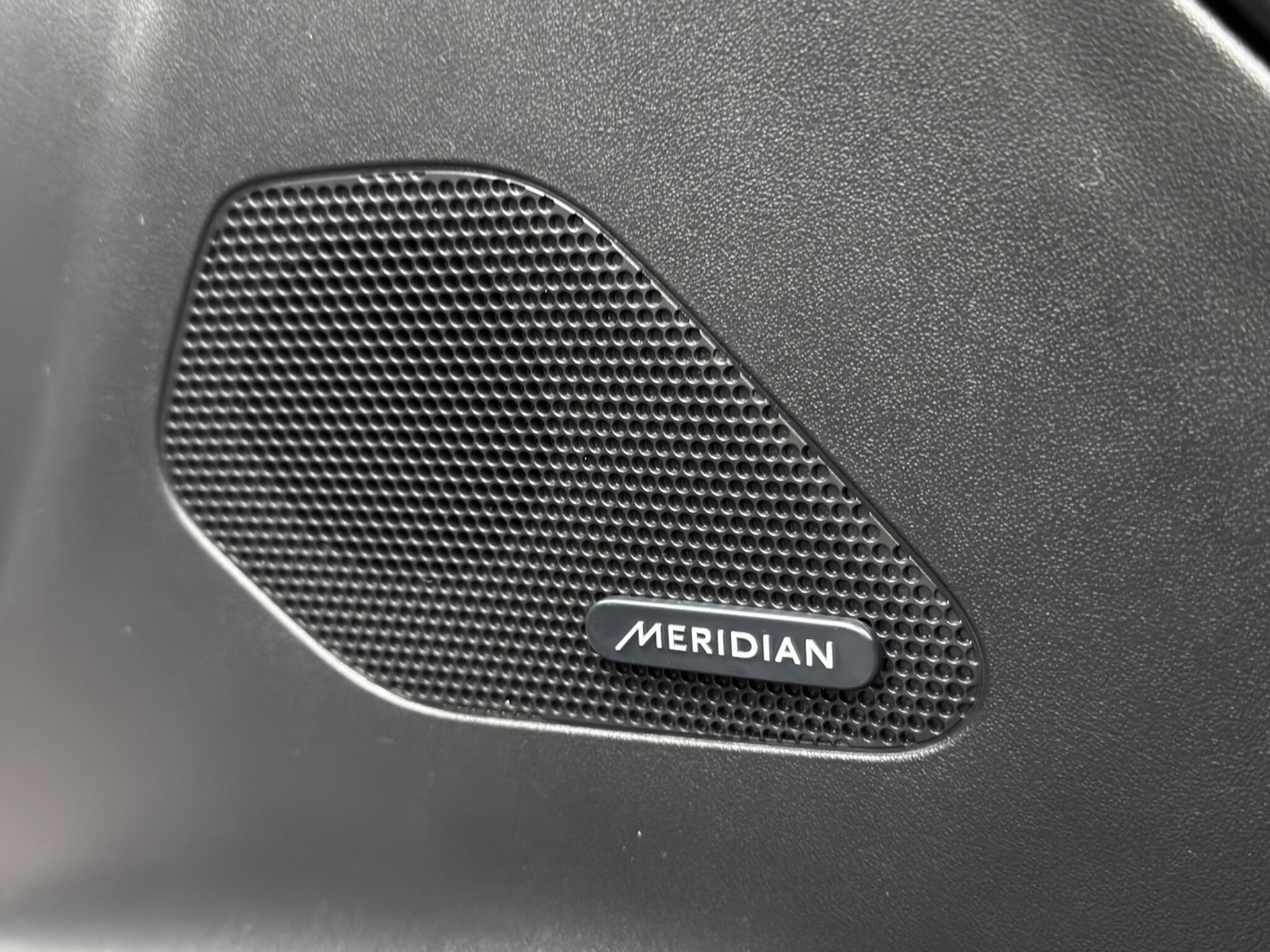 Jaguar F-PACE 2.0 D240 Prestige Auto AWD Euro 6 (s/s) 5dr 5dr Automatic 2025