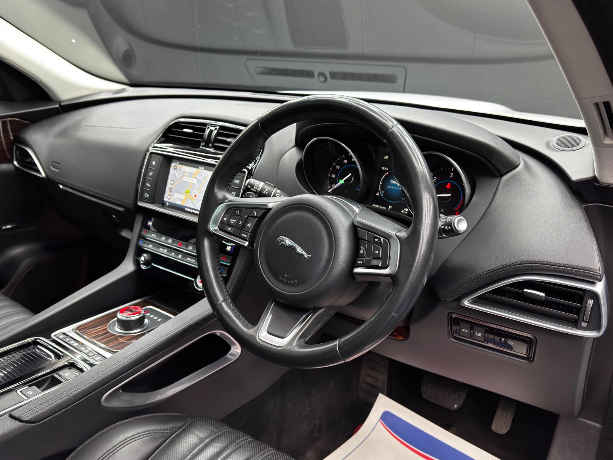 Jaguar F-PACE 2.0 D240 Prestige Auto AWD Euro 6 (s/s) 5dr 5dr Automatic 2025