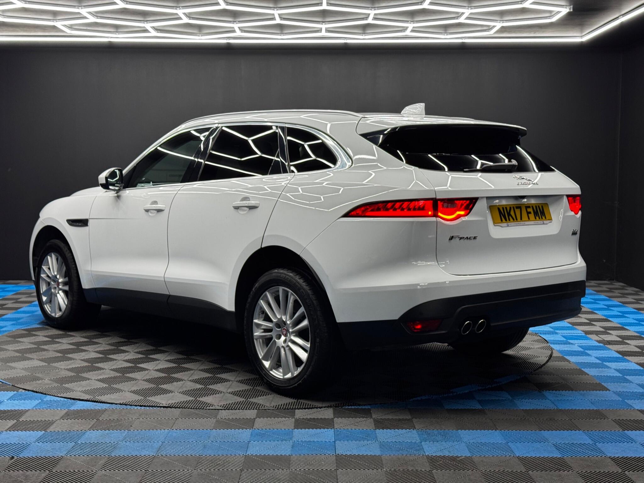 Jaguar F-PACE 2.0 D240 Prestige Auto AWD Euro 6 (s/s) 5dr 5dr Automatic 2025