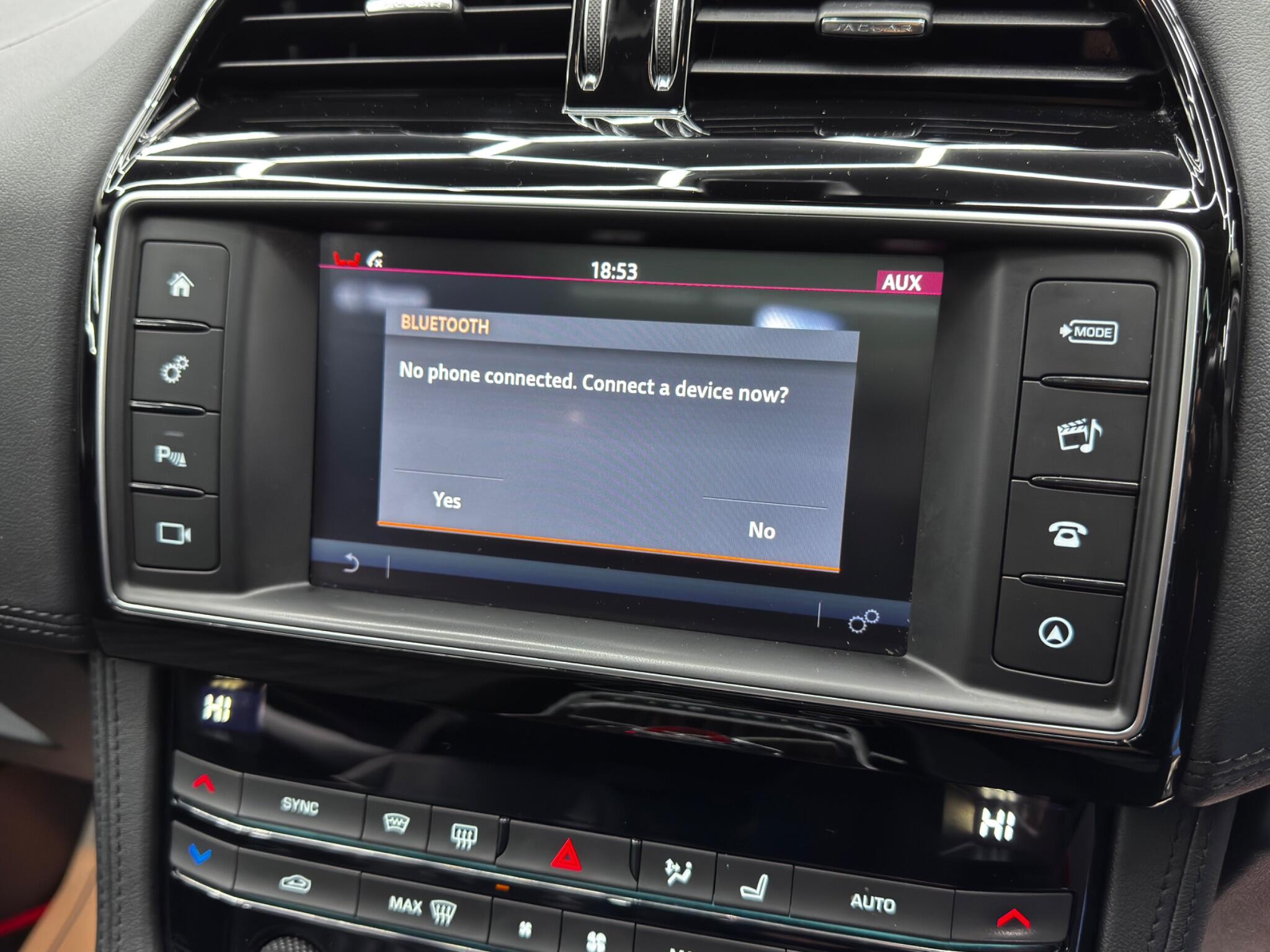 Jaguar F-PACE 2.0 D240 Prestige Auto AWD Euro 6 (s/s) 5dr 5dr Automatic 2025