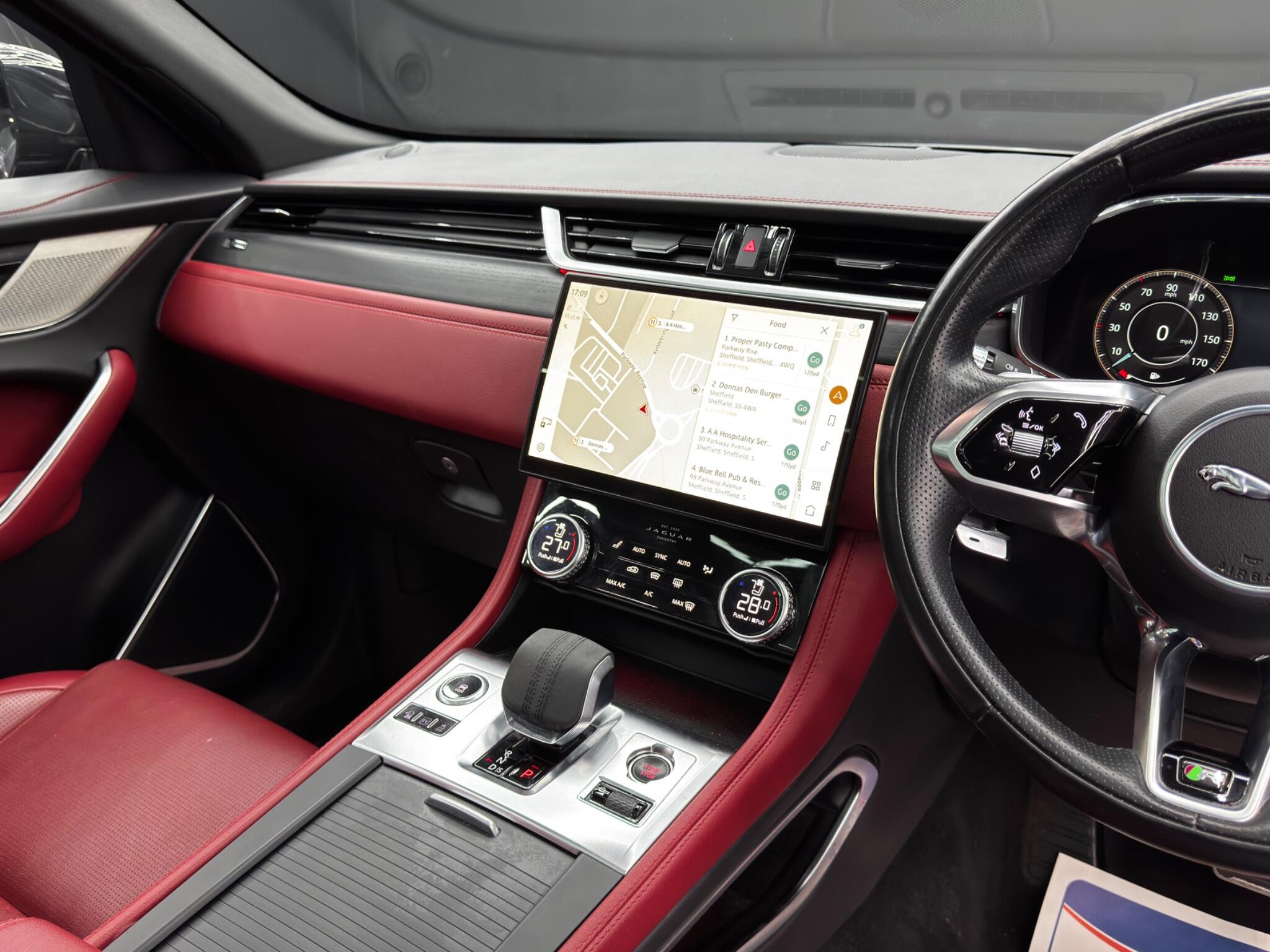 Jaguar F-PACE 2.0 P400e 17.1kWh R-Dynamic Black Auto AWD Euro 6 (s/s) 5dr 5dr Automatic 2026