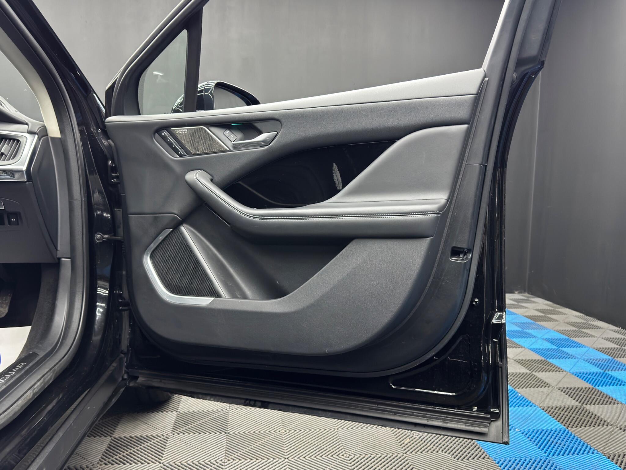 Jaguar I-PACE 400 90kWh HSE Auto 4WD 5dr 5dr Automatic 2026