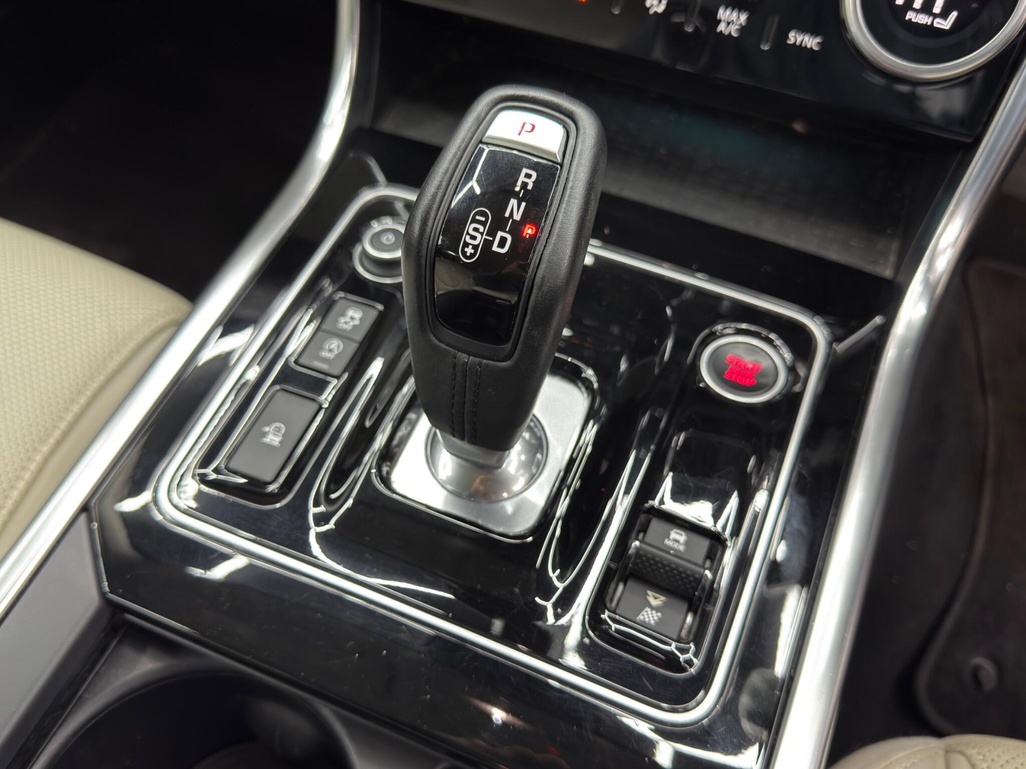 Jaguar XE 2.0 P250i S Auto Euro 6 (s/s) 4dr 4dr Automatic 2026