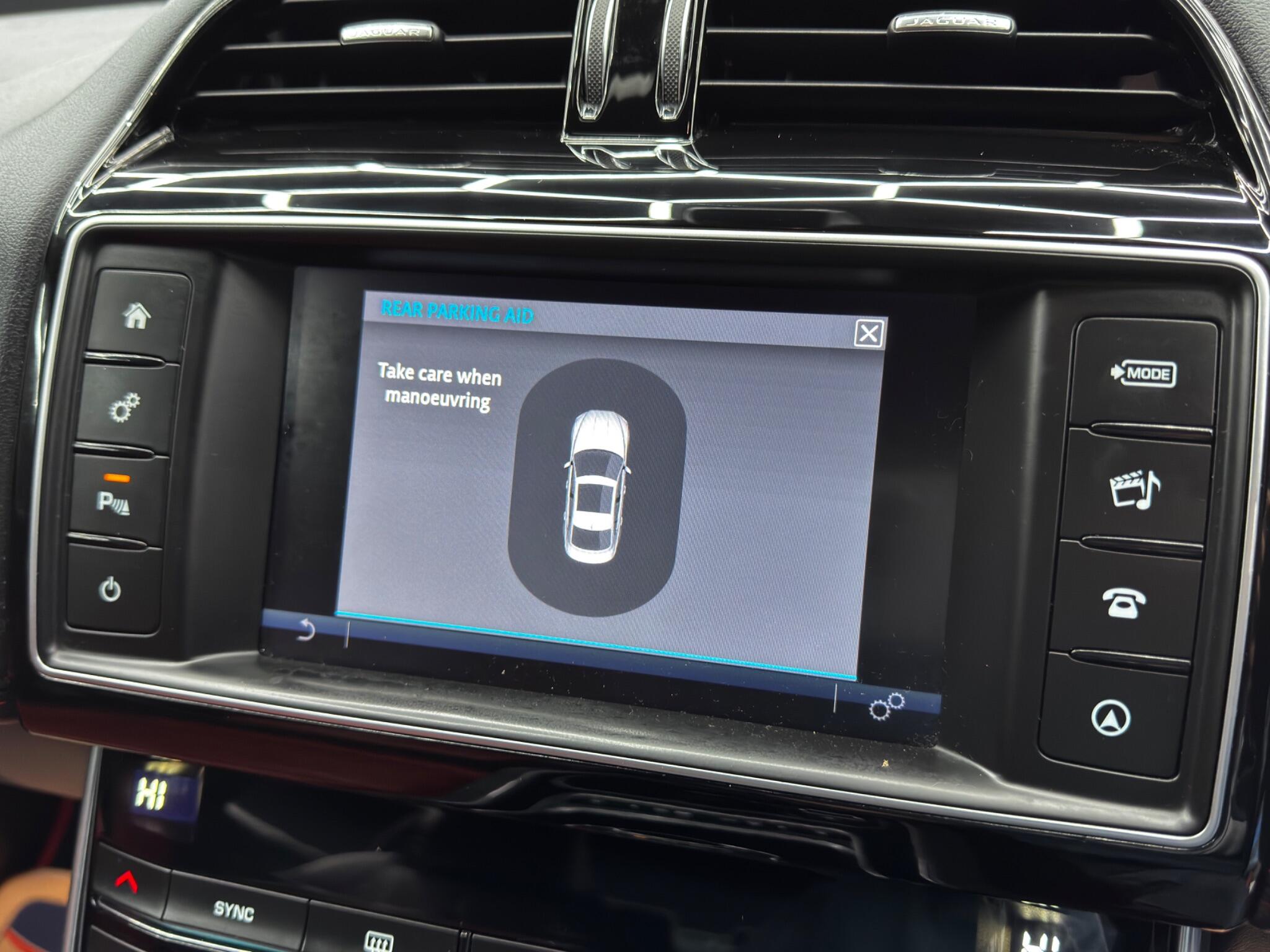 Jaguar XE 2.0d R-Sport Auto Euro 6 (s/s) 4dr 4dr Automatic 2025