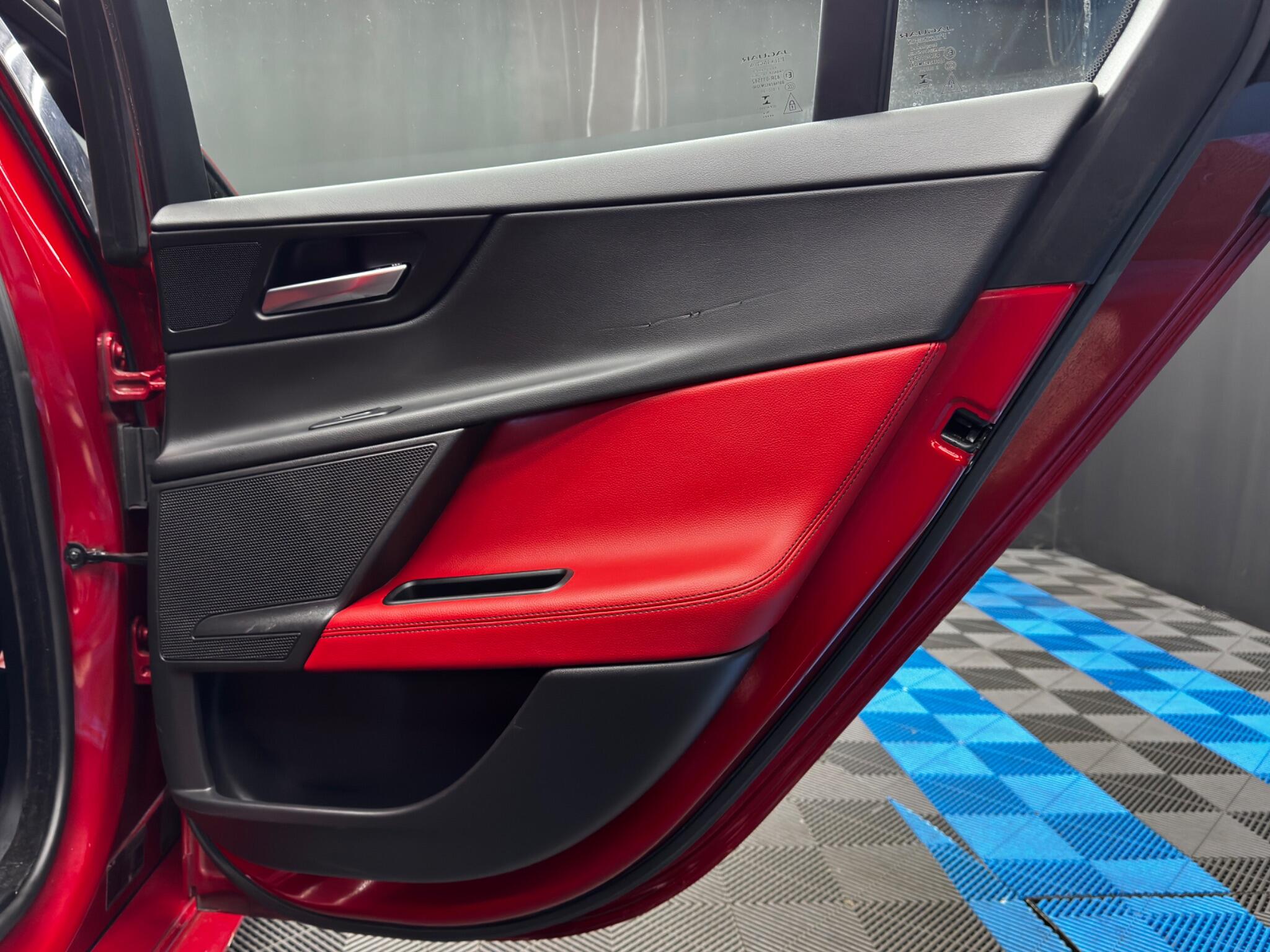 Jaguar XE 2.0d R-Sport Auto Euro 6 (s/s) 4dr 4dr Automatic 2025