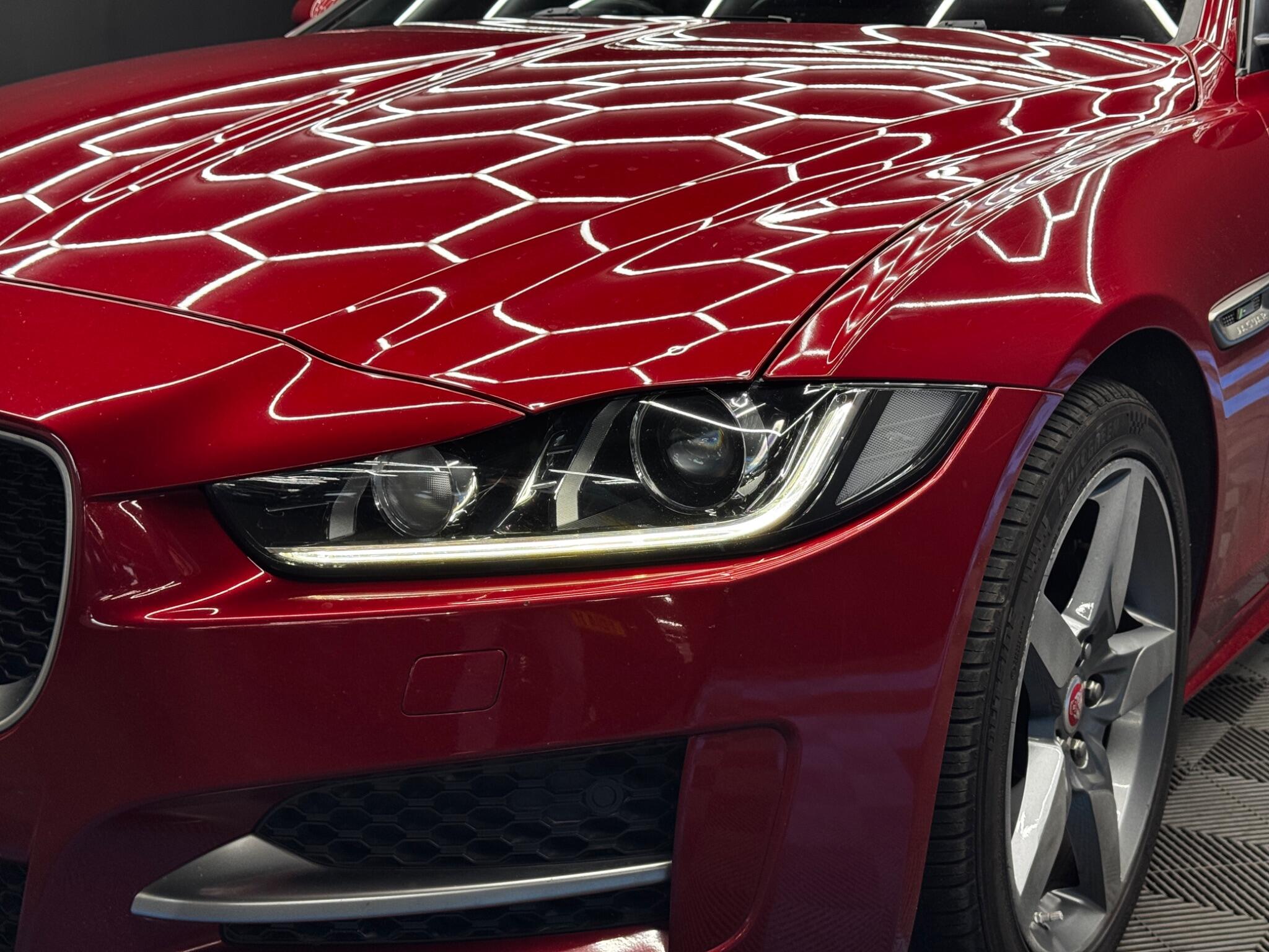 Jaguar XE 2.0d R-Sport Auto Euro 6 (s/s) 4dr 4dr Automatic 2025