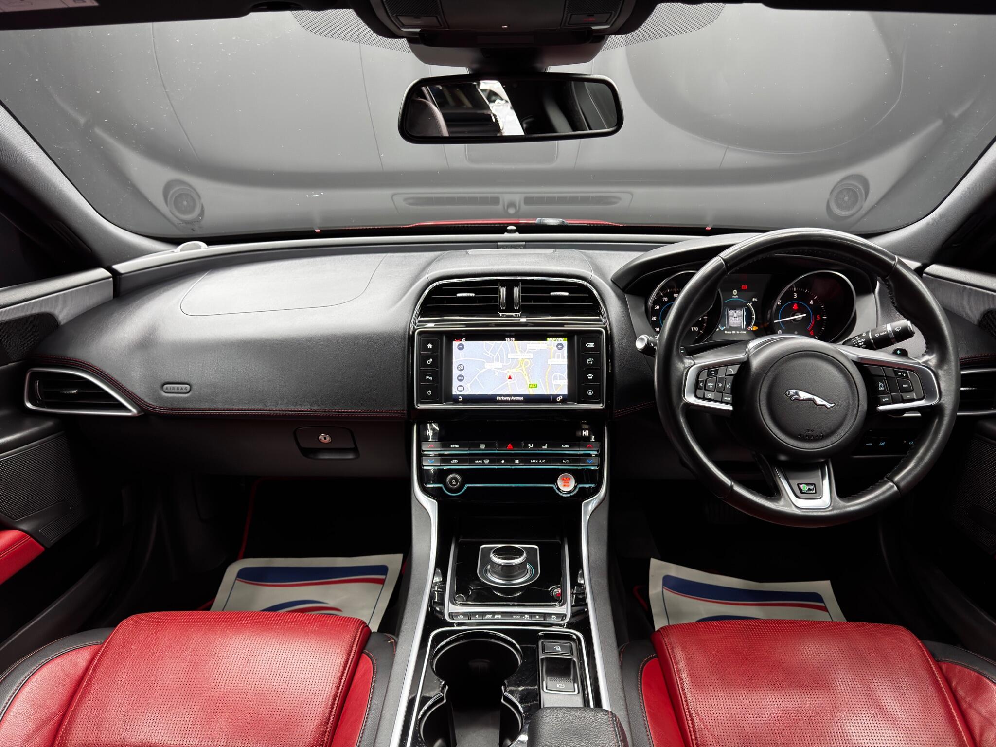 Jaguar XE 2.0d R-Sport Auto Euro 6 (s/s) 4dr 4dr Automatic 2025