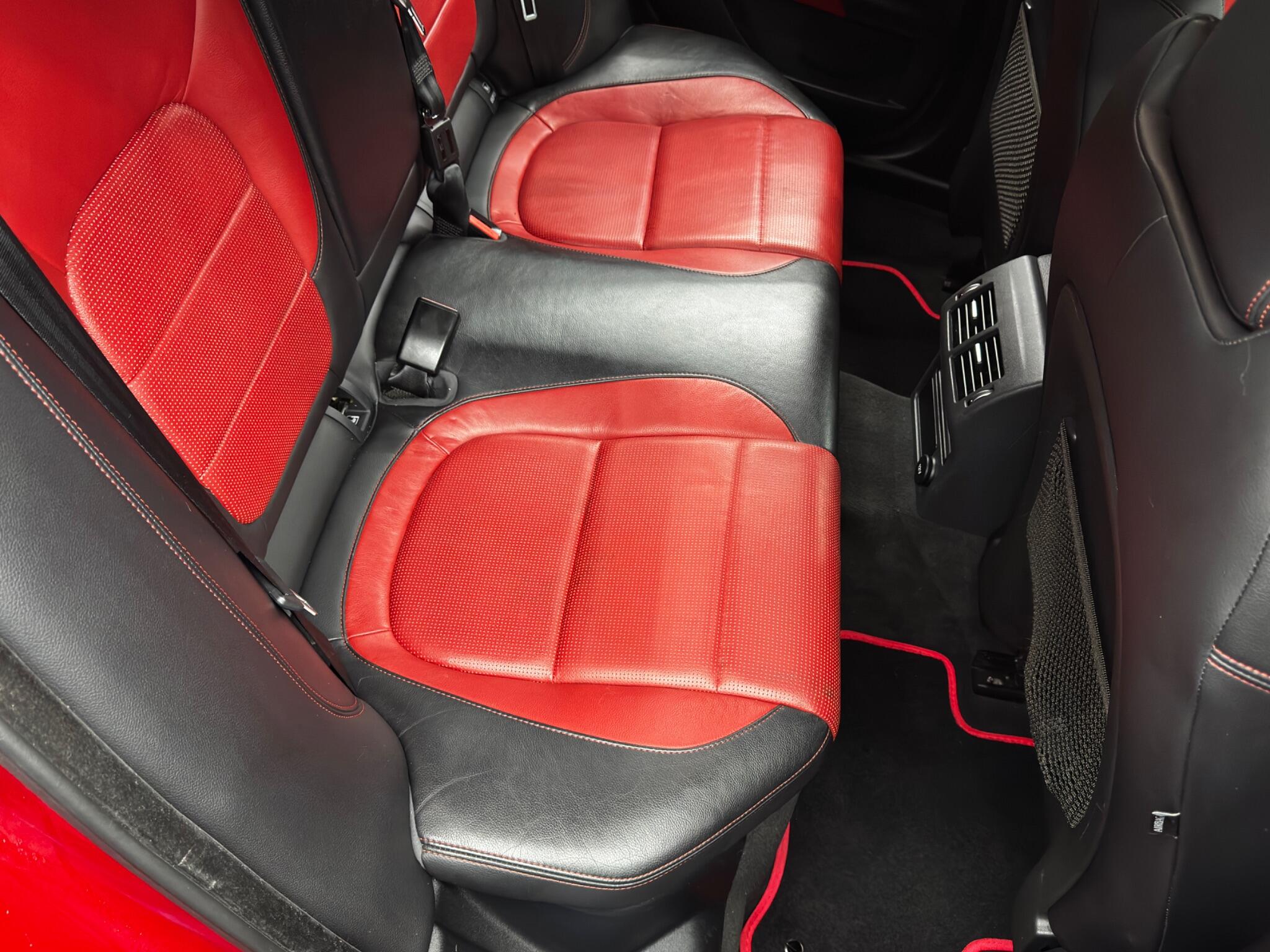 Jaguar XE 2.0d R-Sport Auto Euro 6 (s/s) 4dr 4dr Automatic 2025