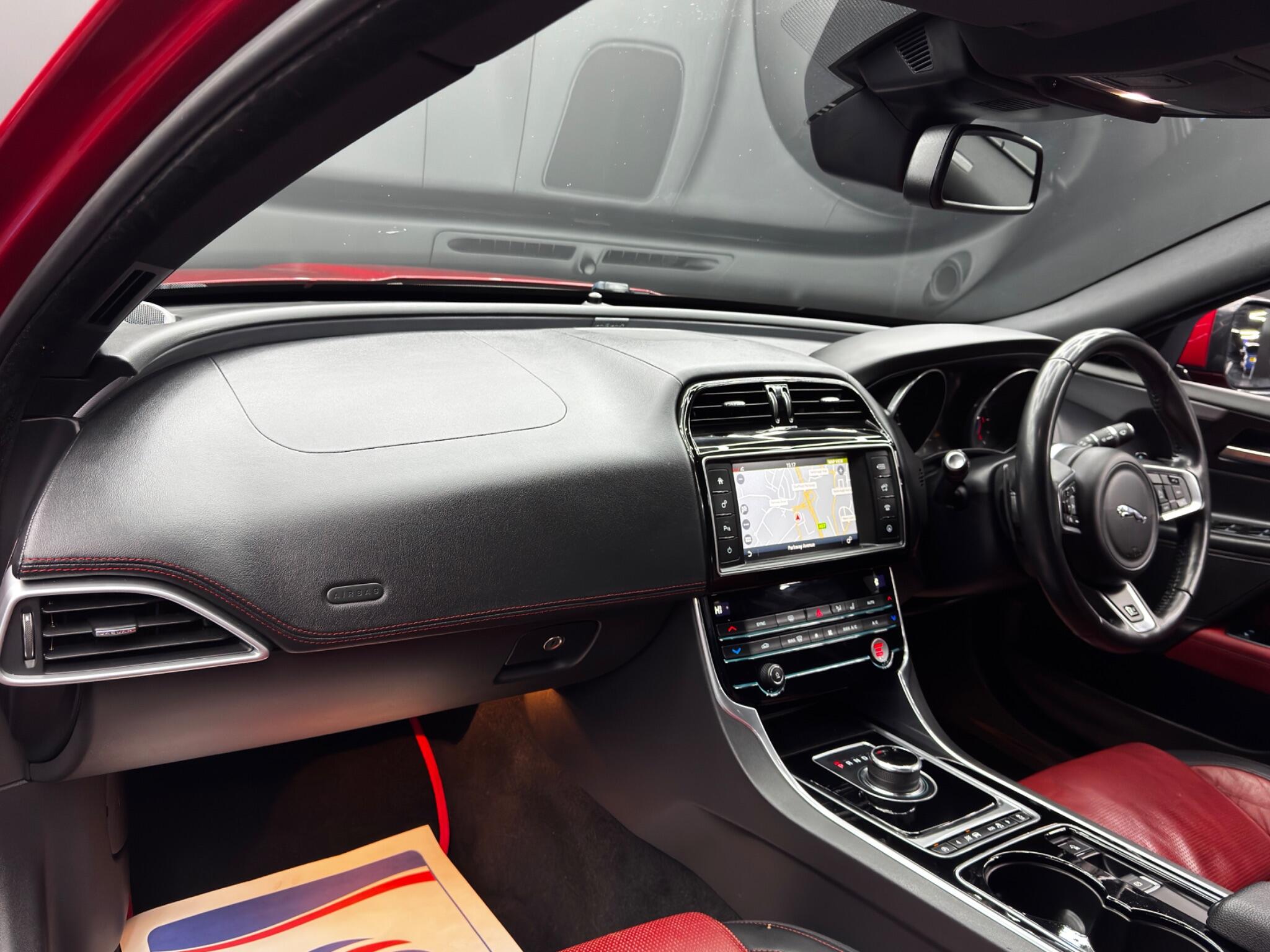 Jaguar XE 2.0d R-Sport Auto Euro 6 (s/s) 4dr 4dr Automatic 2025