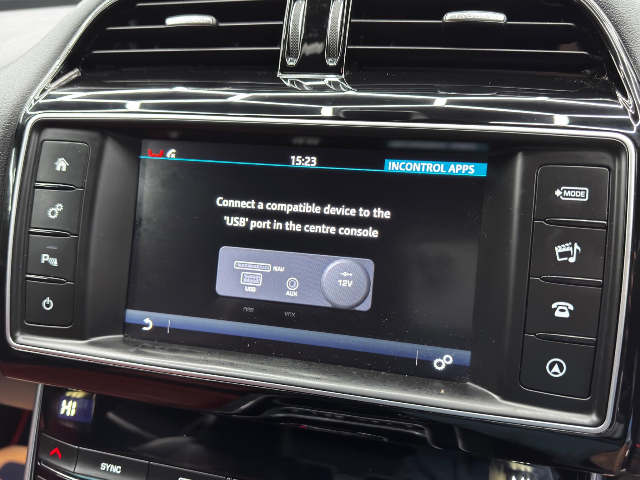 Jaguar XE 2.0d R-Sport Auto Euro 6 (s/s) 4dr 4dr Automatic 2025