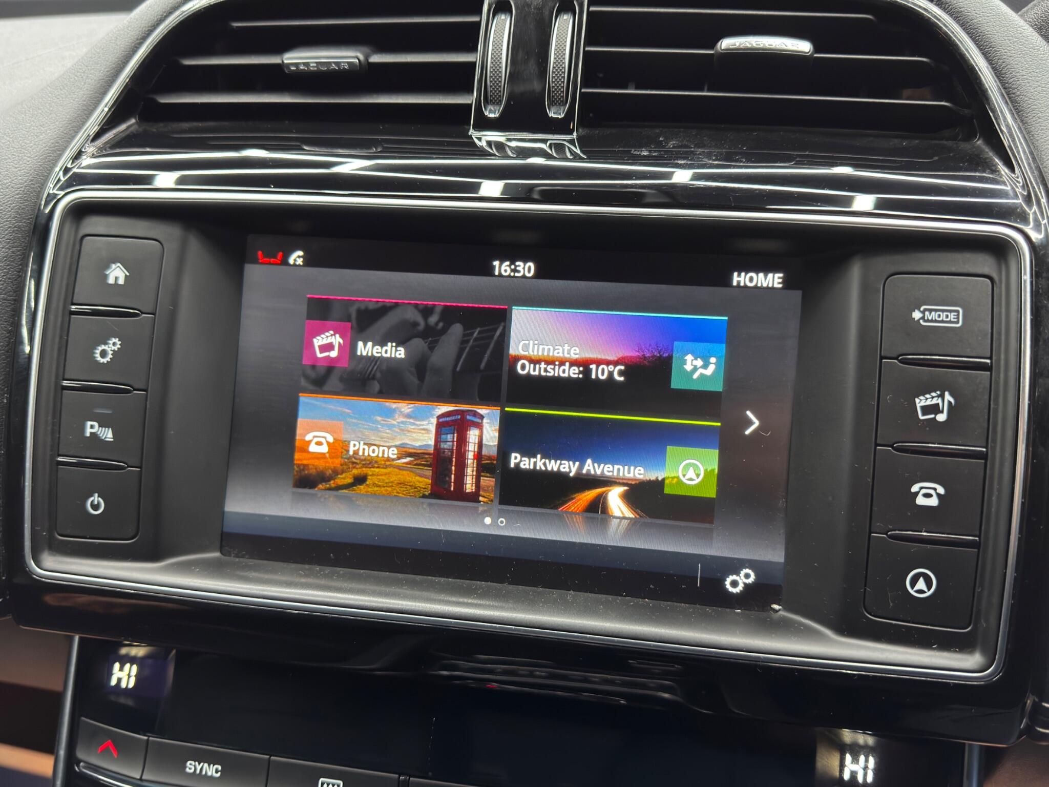 Jaguar XE 2.0d R-Sport Auto Euro 6 (s/s) 4dr 4dr Automatic 2026