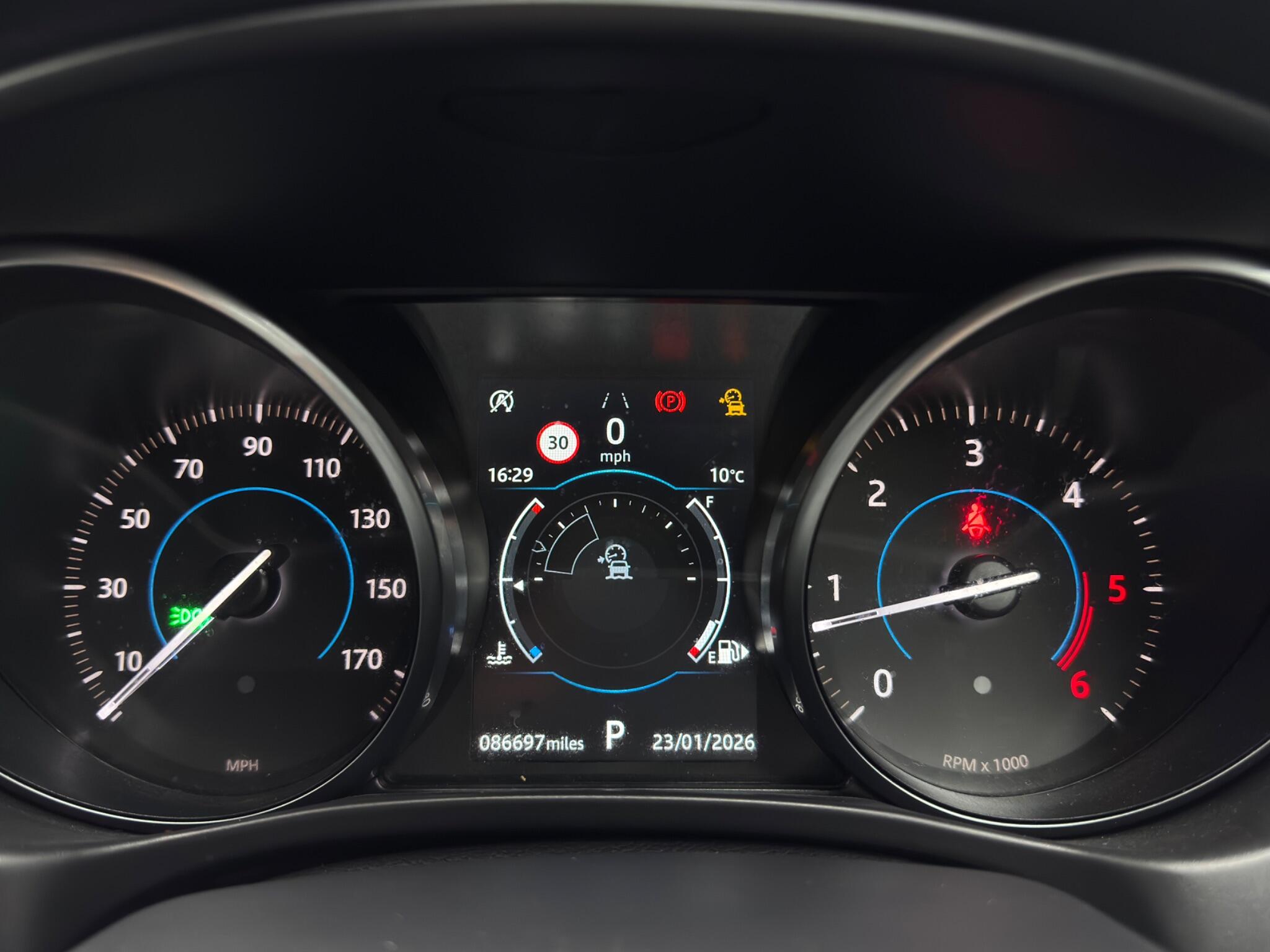 Jaguar XE 2.0d R-Sport Auto Euro 6 (s/s) 4dr 4dr Automatic 2026