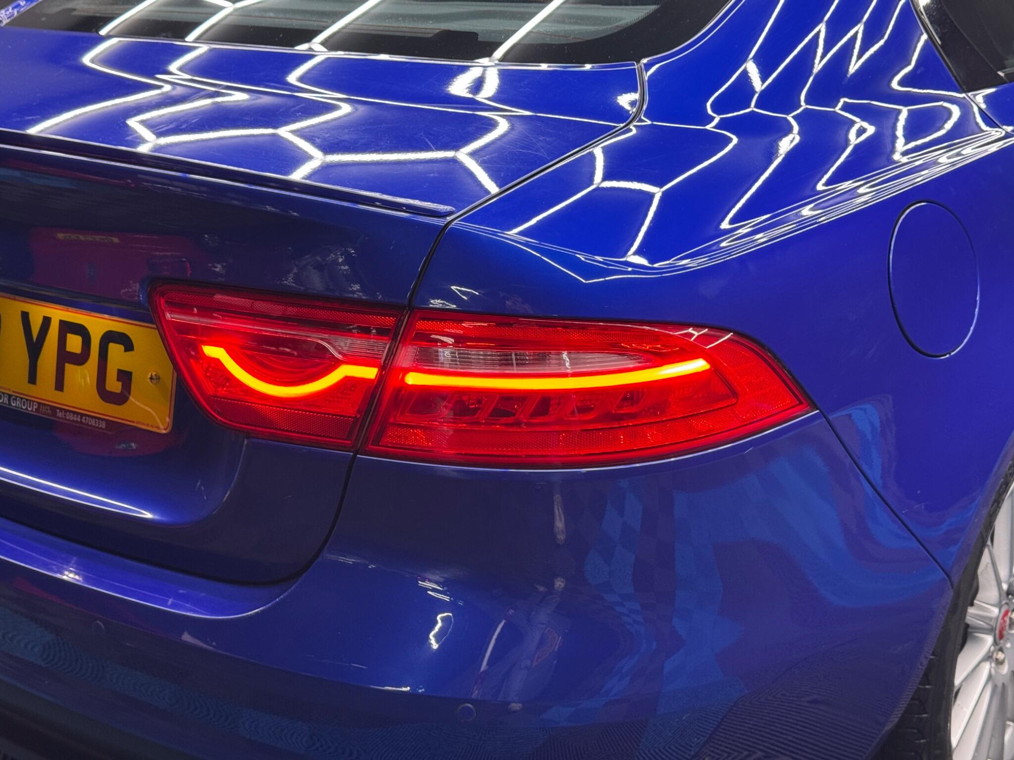 Jaguar XE 2.0d R-Sport Auto Euro 6 (s/s) 4dr 4dr Automatic 2026