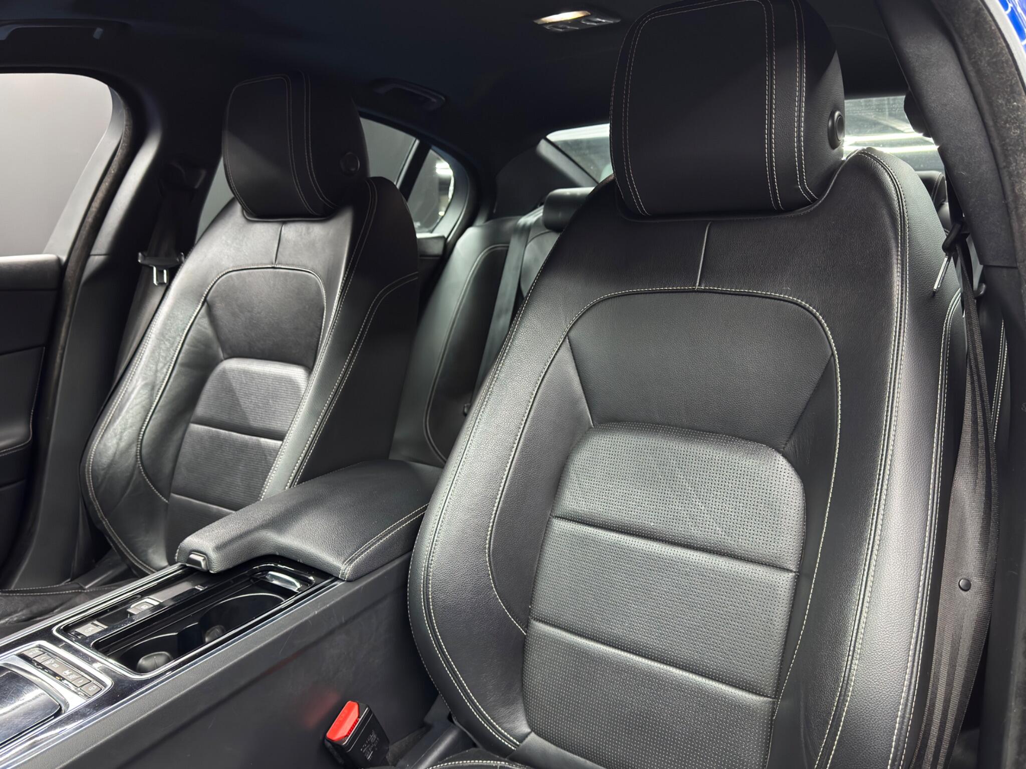 Jaguar XE 2.0d R-Sport Auto Euro 6 (s/s) 4dr 4dr Automatic 2026