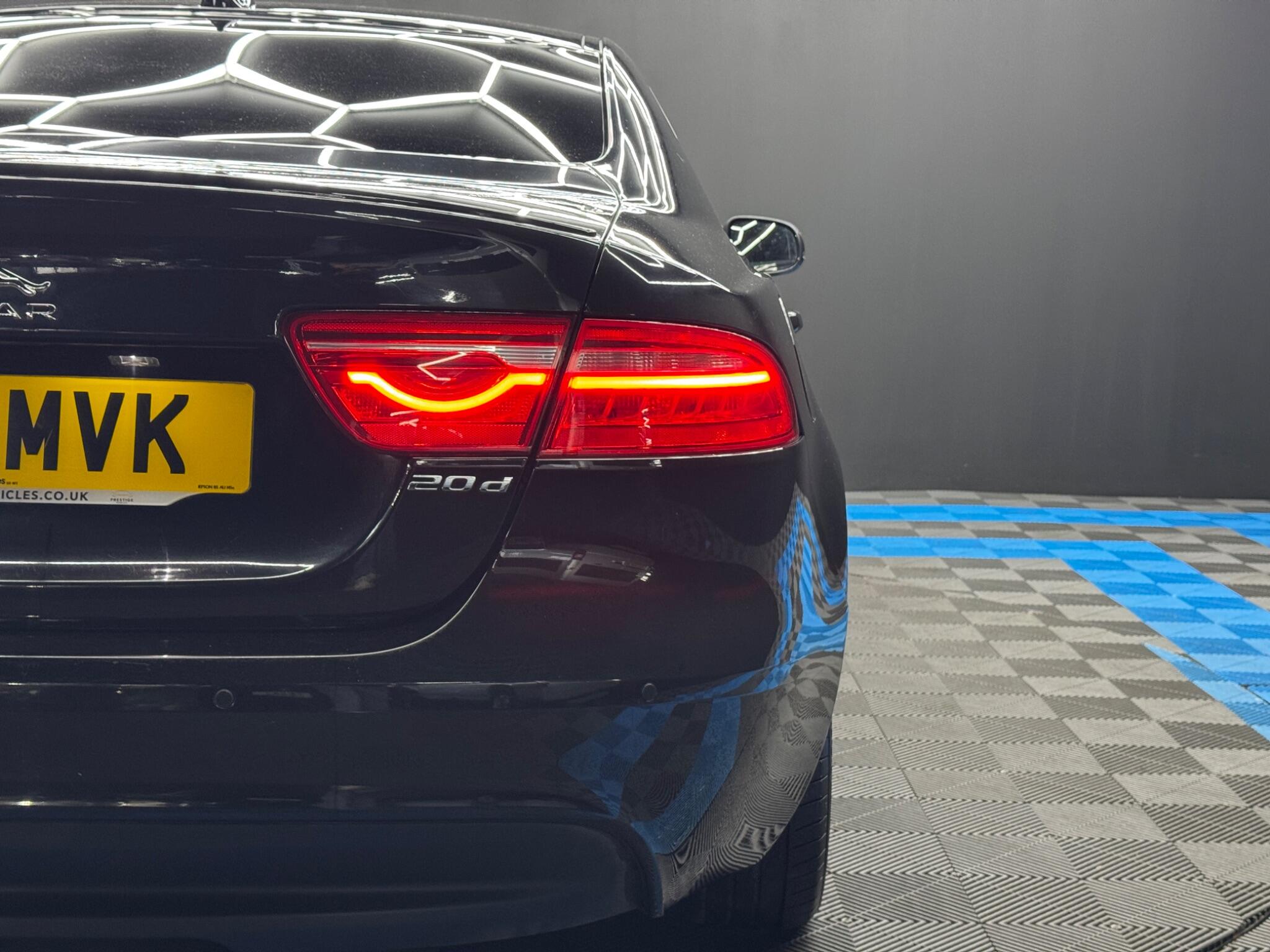 Jaguar XE 2.0d R-Sport Auto Euro 6 (s/s) 4dr 4dr Automatic 2026