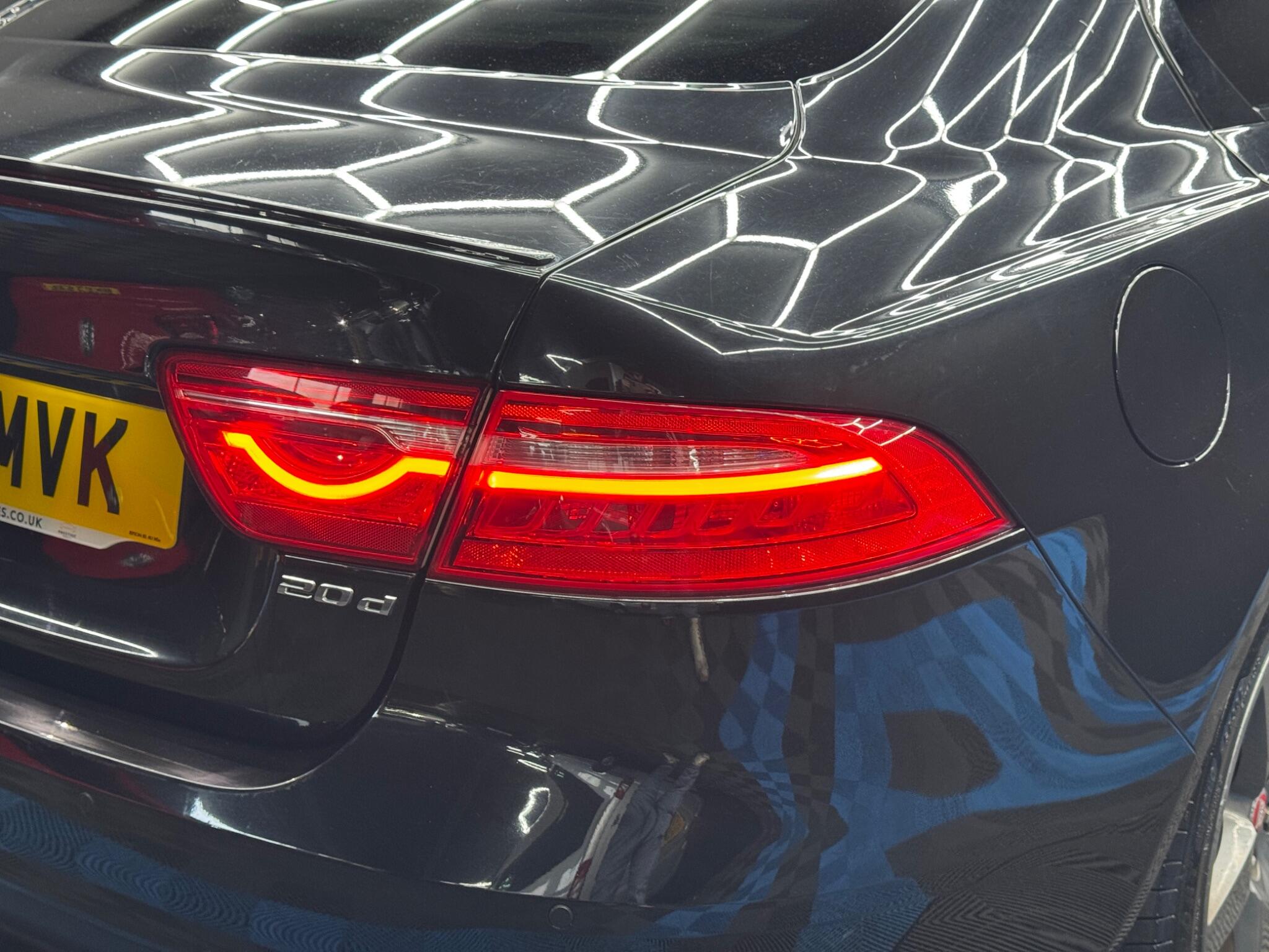 Jaguar XE 2.0d R-Sport Auto Euro 6 (s/s) 4dr 4dr Automatic 2026