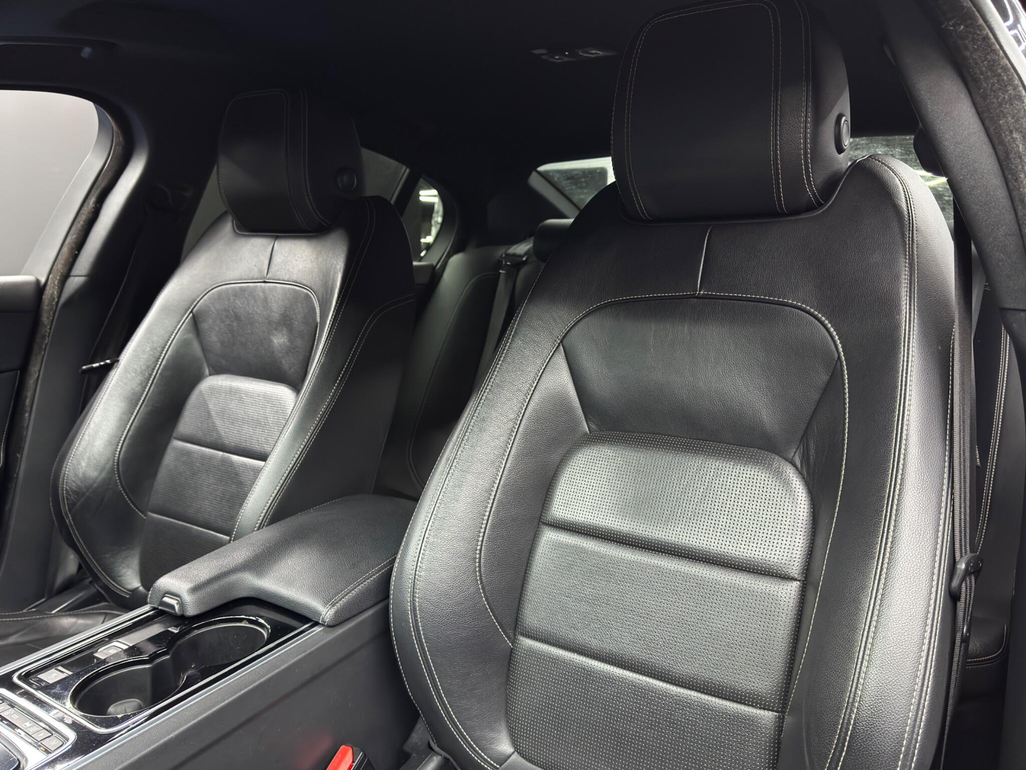 Jaguar XE 2.0d R-Sport Auto Euro 6 (s/s) 4dr 4dr Automatic 2026